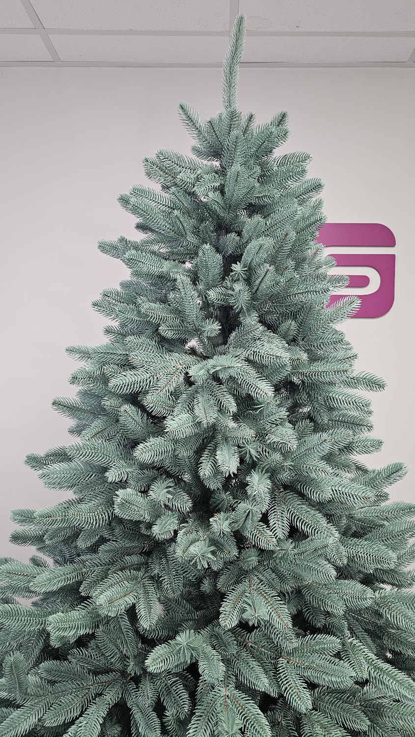 Brad artificial Christmas Deluxe by Sersimo, Laponia Select argintiu, integral 3D, 230cm [11]