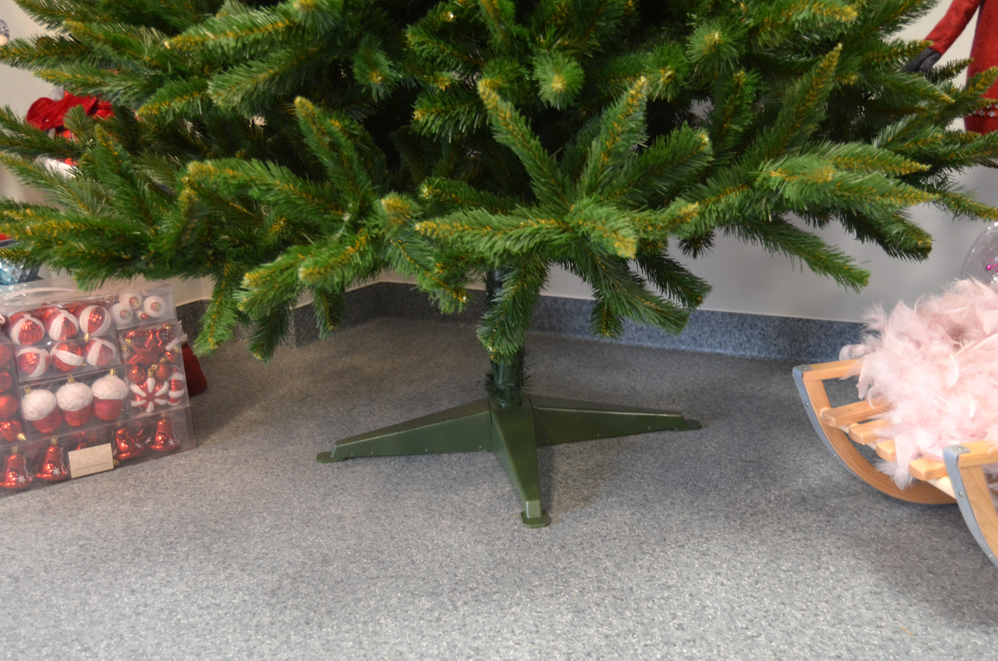 Brad artificial Christmas Deluxe by Sersimo, Himalaya, 240cm [9]