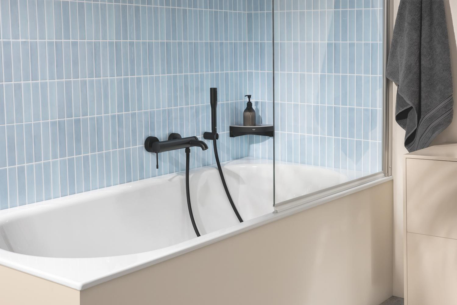 Baterie cada Grohe 336282431, Essence, montaj pe perete, tip incastrare aparent, tip comanda monocomanda, negru [6]