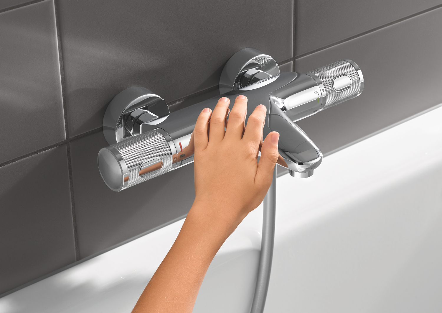 Set baterie cada Grohe 34788000, Baterie cada Precision Feel, montaj pe perete, tip incastrare aparent, crom [1]