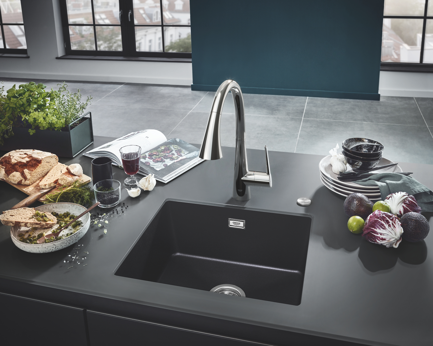 Baterie bucatarie Grohe 32294002, bucatarie Zedra, tip comanda monocomanda, marime inalta, forma pipa tip c, crom [1]