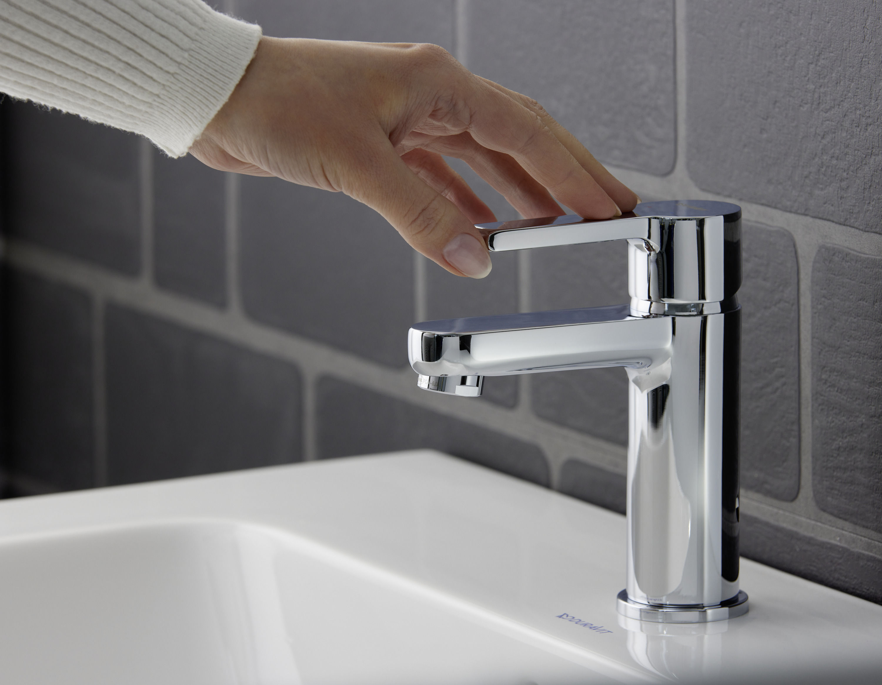 Baterie pentru lavoar Duravit B21020002010, lavoar B.2, tip comanda monocomanda, marime m, tip instalare pe lavoar, crom [13]