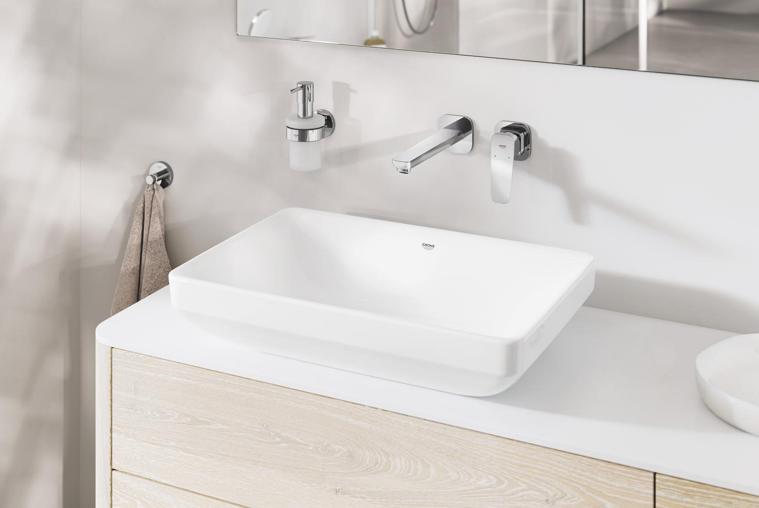 Baterie lavoar Grohe 1017890000, Cubeo, tip comanda monocomanda, marime l, numar orificii instalare 2, crom [7]