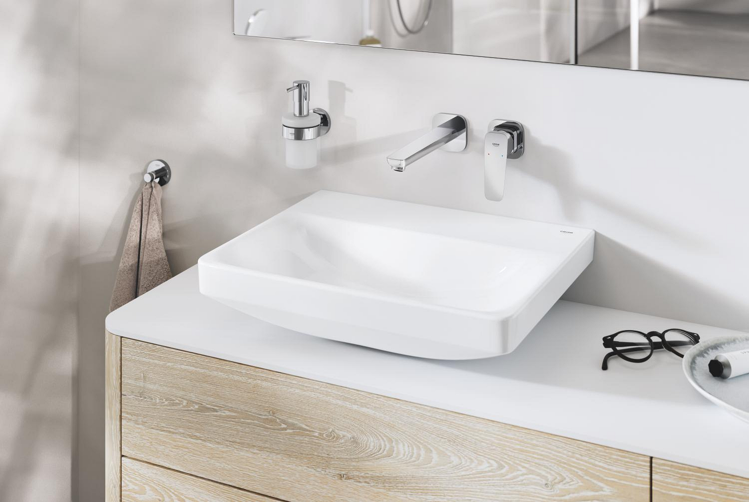 Baterii sanitare - Baterie lavoar Grohe 1017890000, Cubeo, tip comanda monocomanda, marime l, numar orificii instalare 2, crom