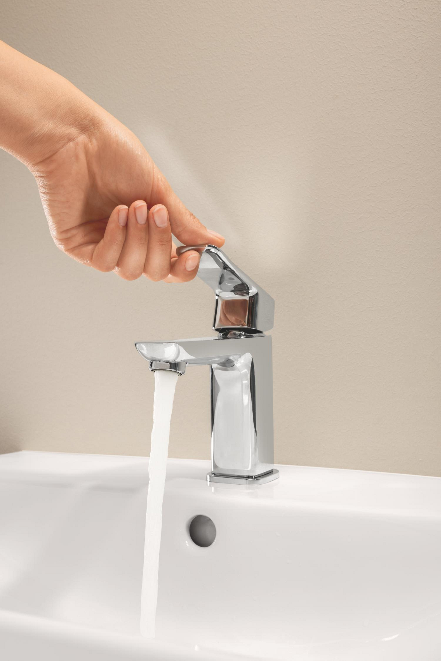 Baterie lavoar Grohe 1018570000, Dice, tip comanda monocomanda, marime s, tip instalare pe lavoar, crom [4]