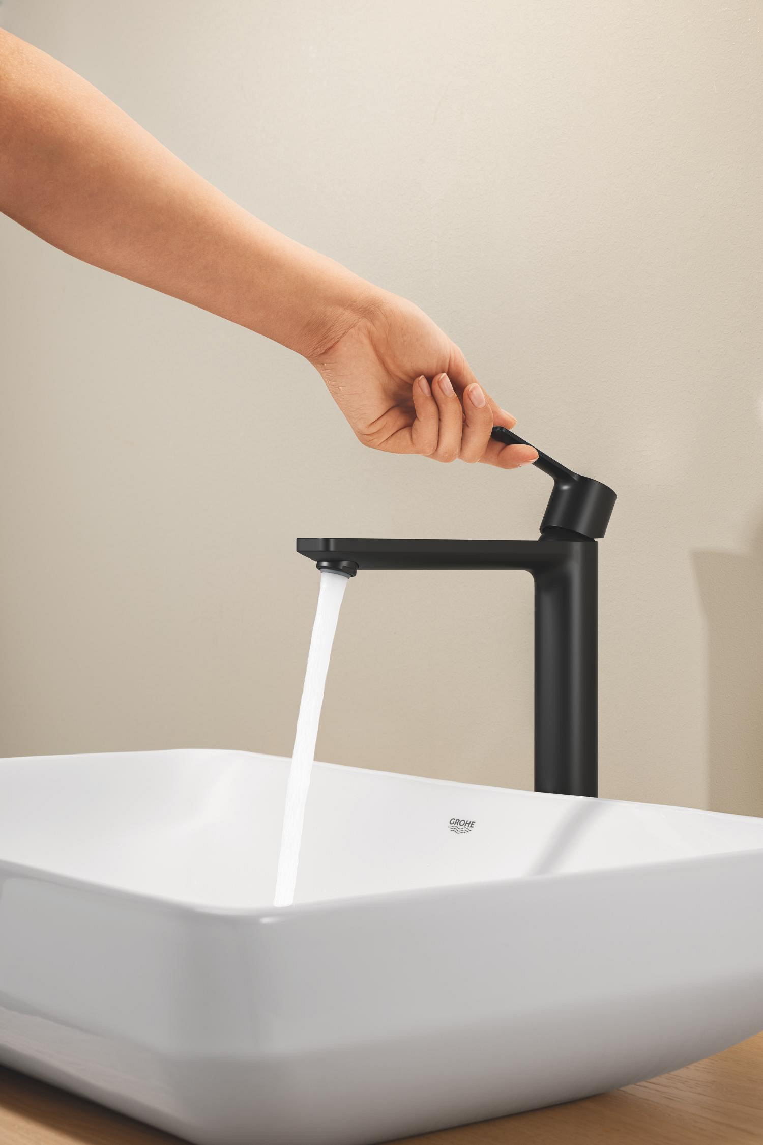 Baterie lavoar Grohe 234052431, Lineare, tip comanda monocomanda, marime xl, tip instalare pe blat, negru [7]