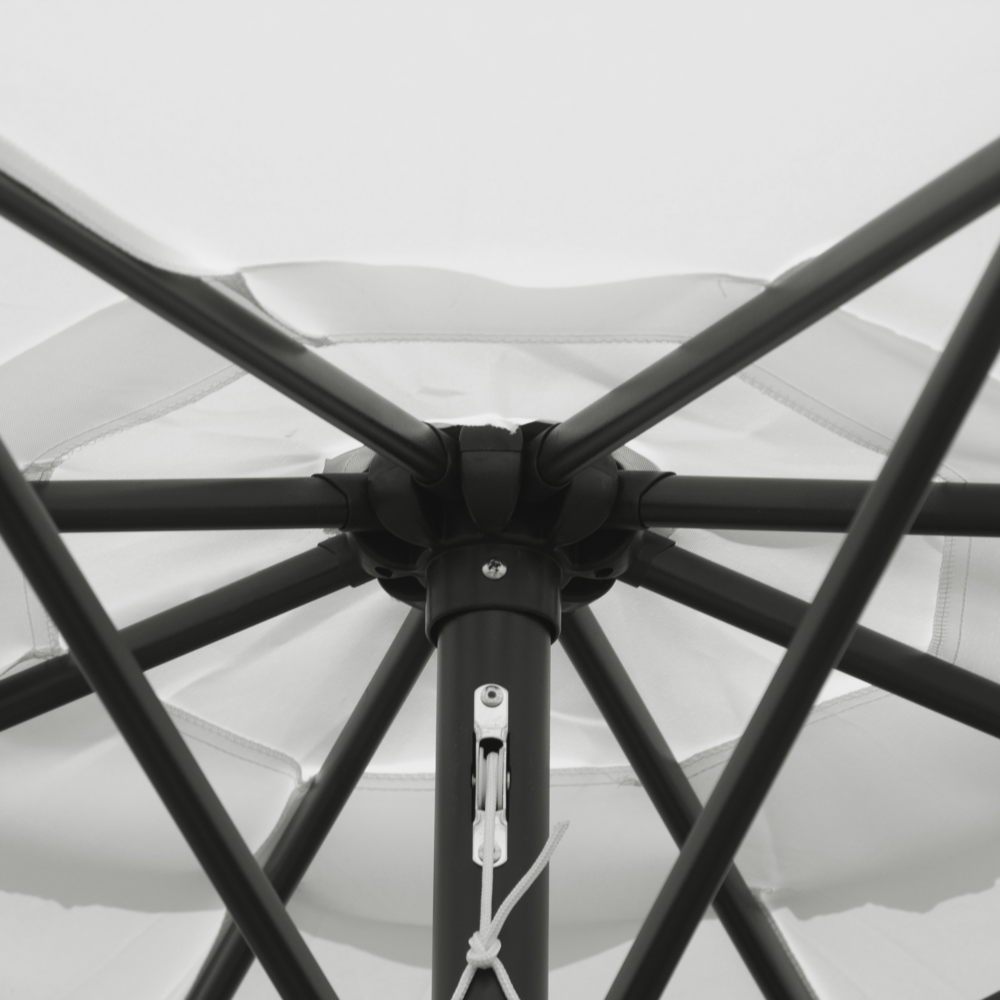  Umbrela de Gradina Φ300cm cu Manivela Reglabila din Metal si Poliester, Alb [7]