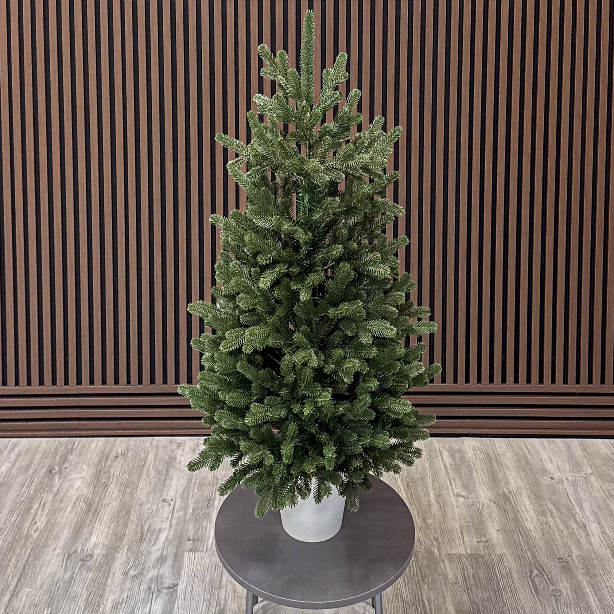 Brad artificial Christmas Deluxe by Sersimo, Viena Elite verde in ghiveci, 3D, 110 cm [5]