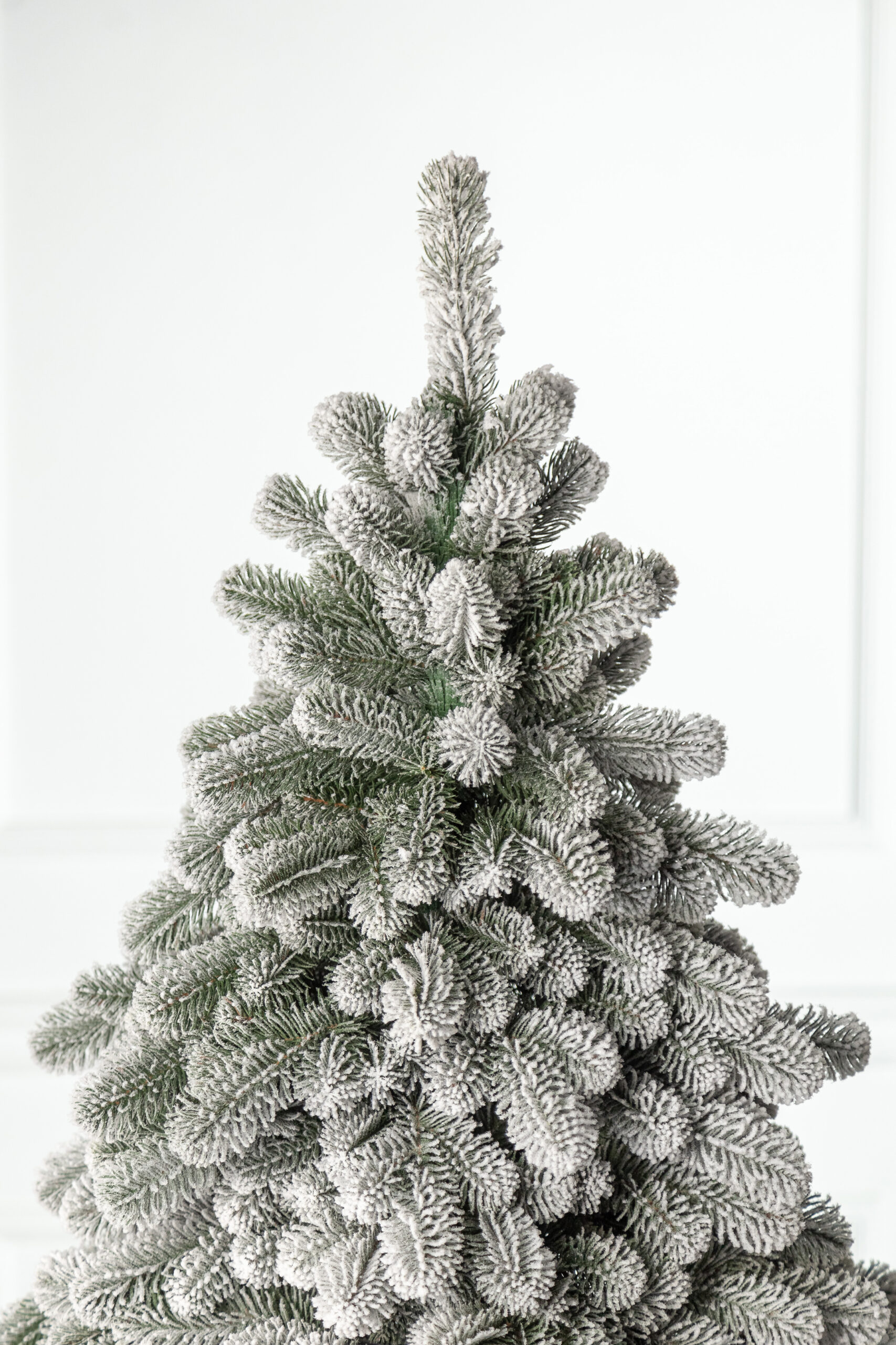 Brad artificial Christmas Deluxe by Sersimo, Kovalivka Select nins, integral 3D, 230cm [31]