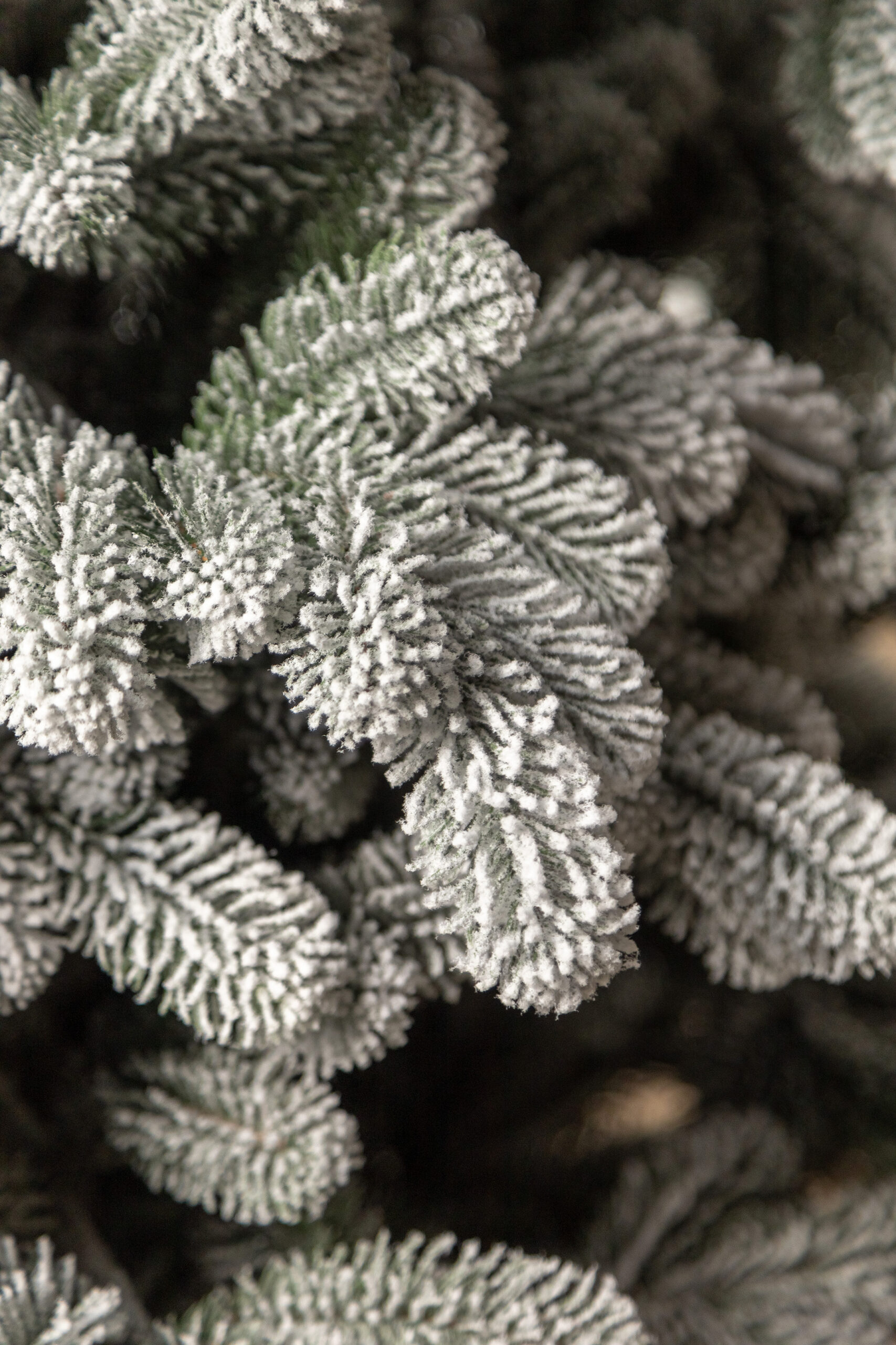 Brad artificial Christmas Deluxe by Sersimo, Kovalivka Select nins, integral 3D, 230cm [27]