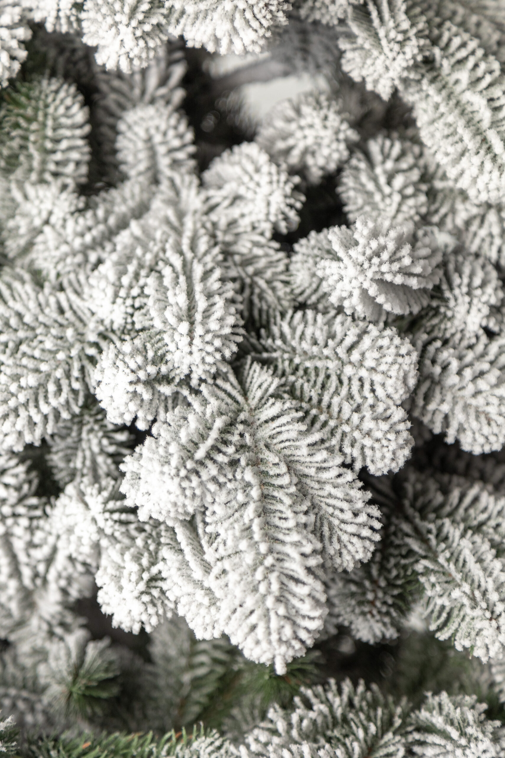 Brad artificial Christmas Deluxe by Sersimo, Kovalivka Select nins, integral 3D, 230cm [25]