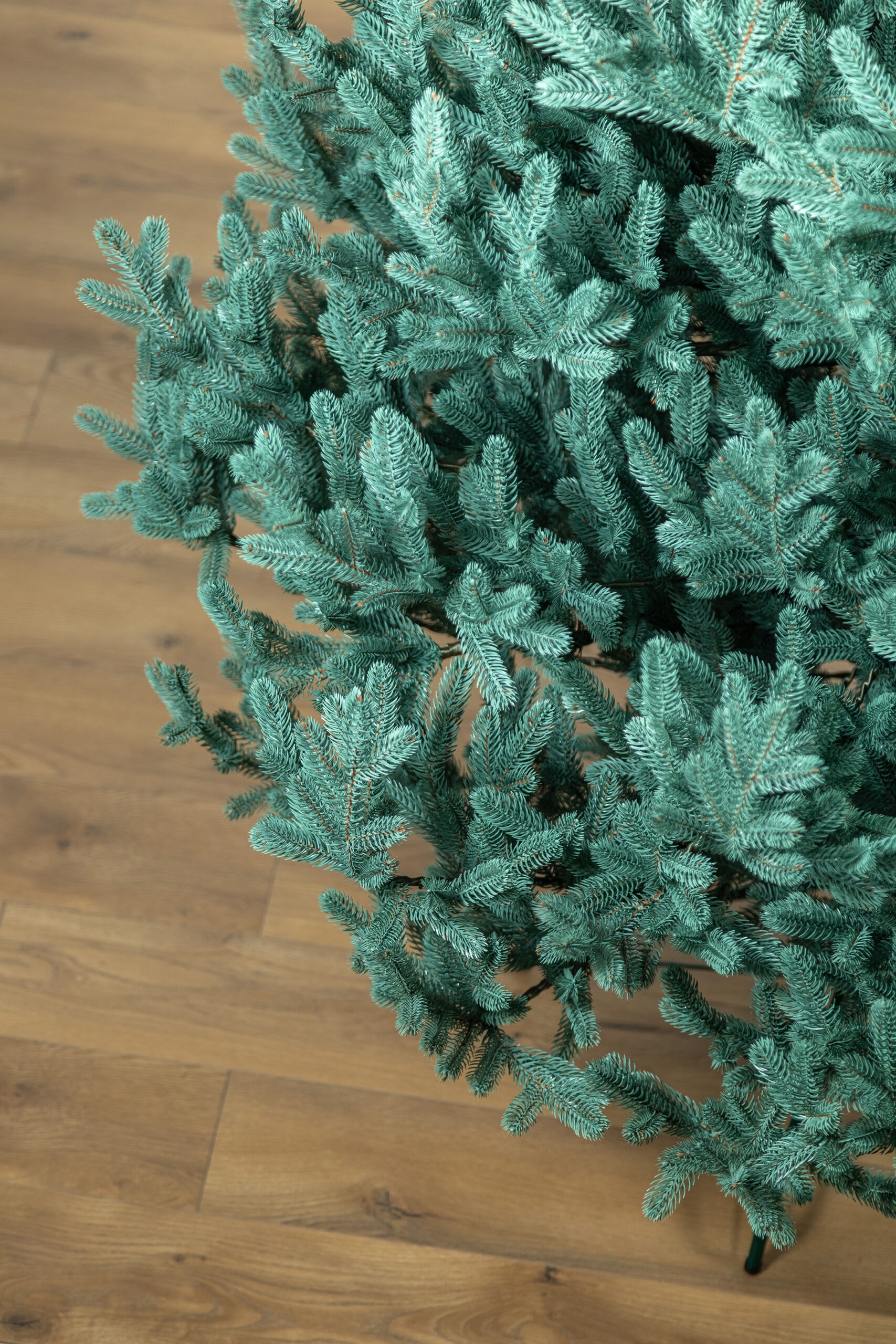 Brad artificial Christmas Deluxe by Sersimo, Viena Select argintiu, integral 3D, 230cm [17]