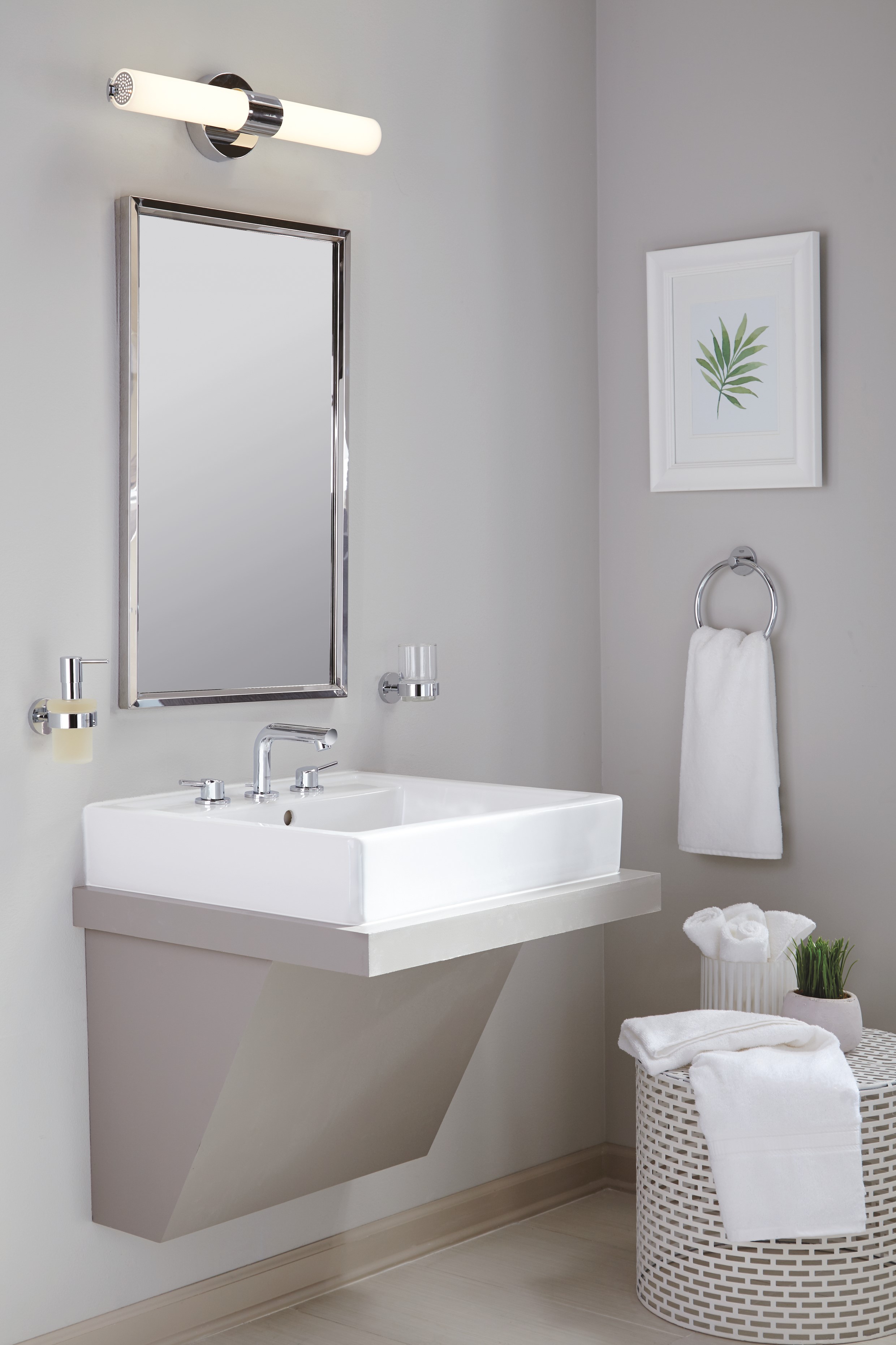 Inel prosop Grohe 40365001, Essentials, tip instalare pe perete, numar orificii instalare 2, pivotanta, crom [2]