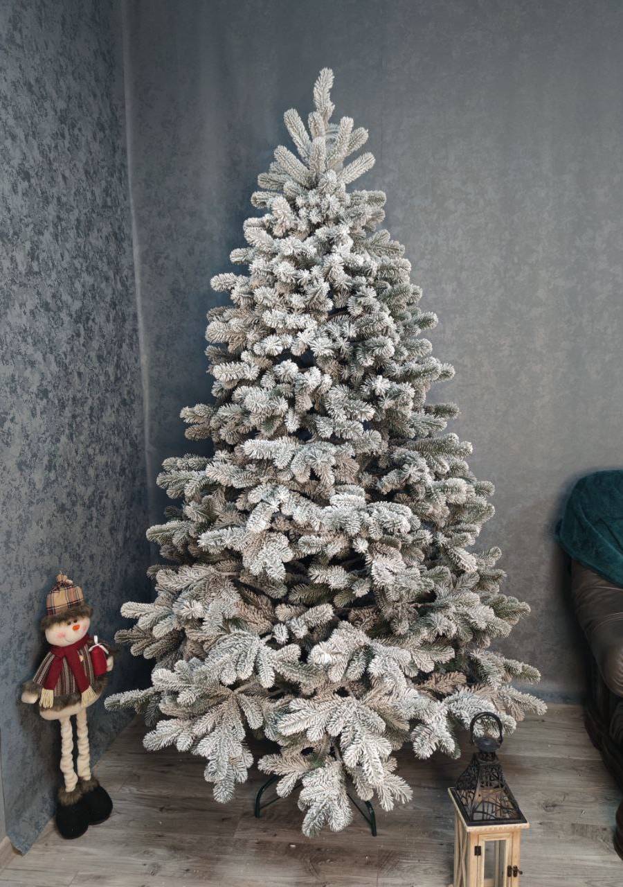 Brad artificial Christmas Deluxe by Sersimo, Kovalivska nins, 3D, 210cm [5]