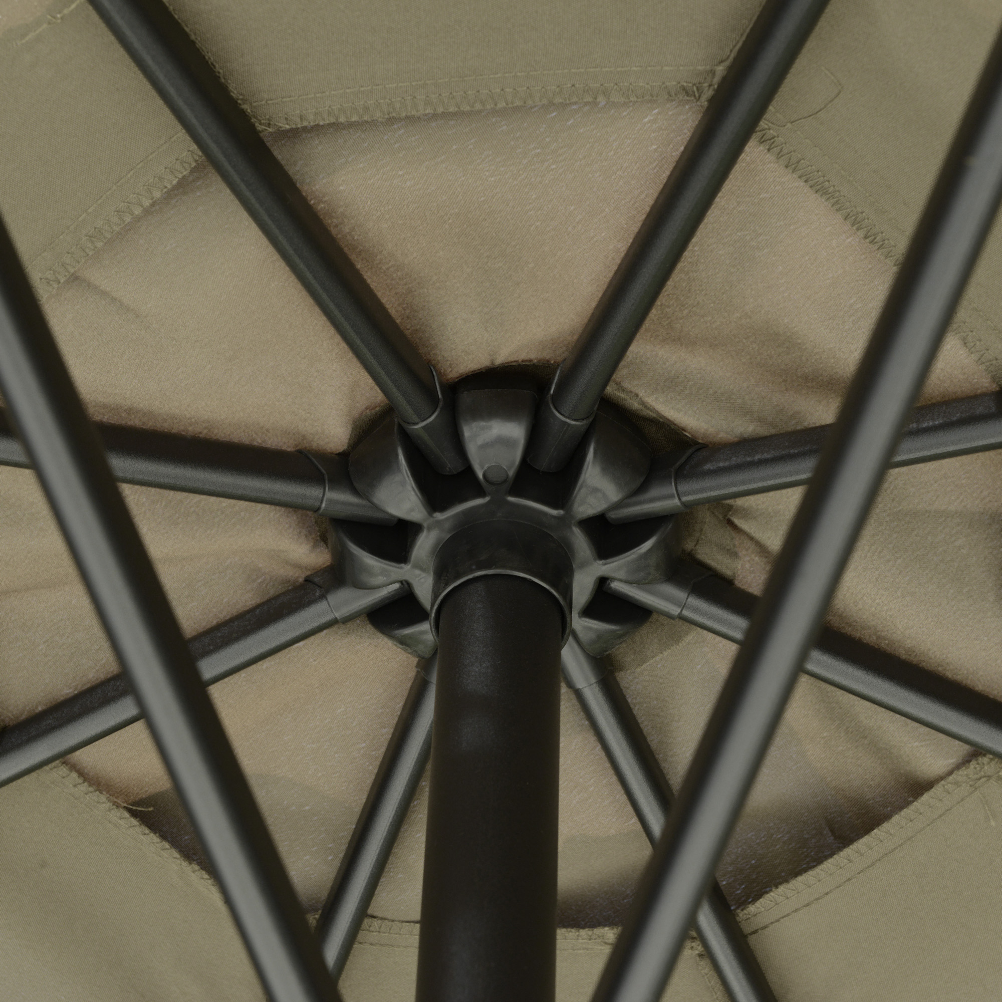  - Umbrela de gradina suspendata, cu deschidere cu manivela, din metal si poliester, Ø2,7x2,7 m, cafenie [7]