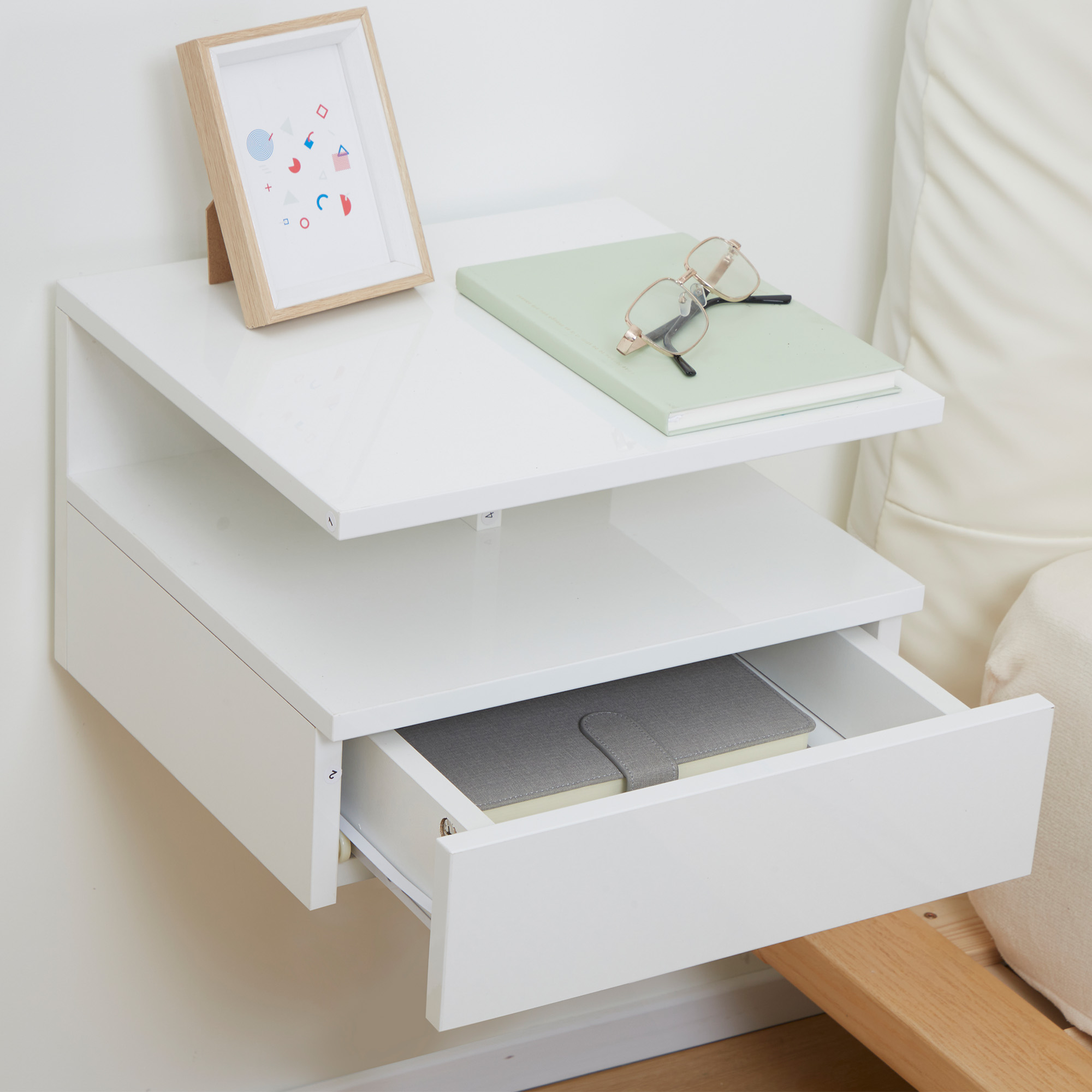  Set de 2 Noptiere Moderne Suspendate cu Sertar si Raft din Lemn 35x32x22,5cm, Alb Lucios [6]