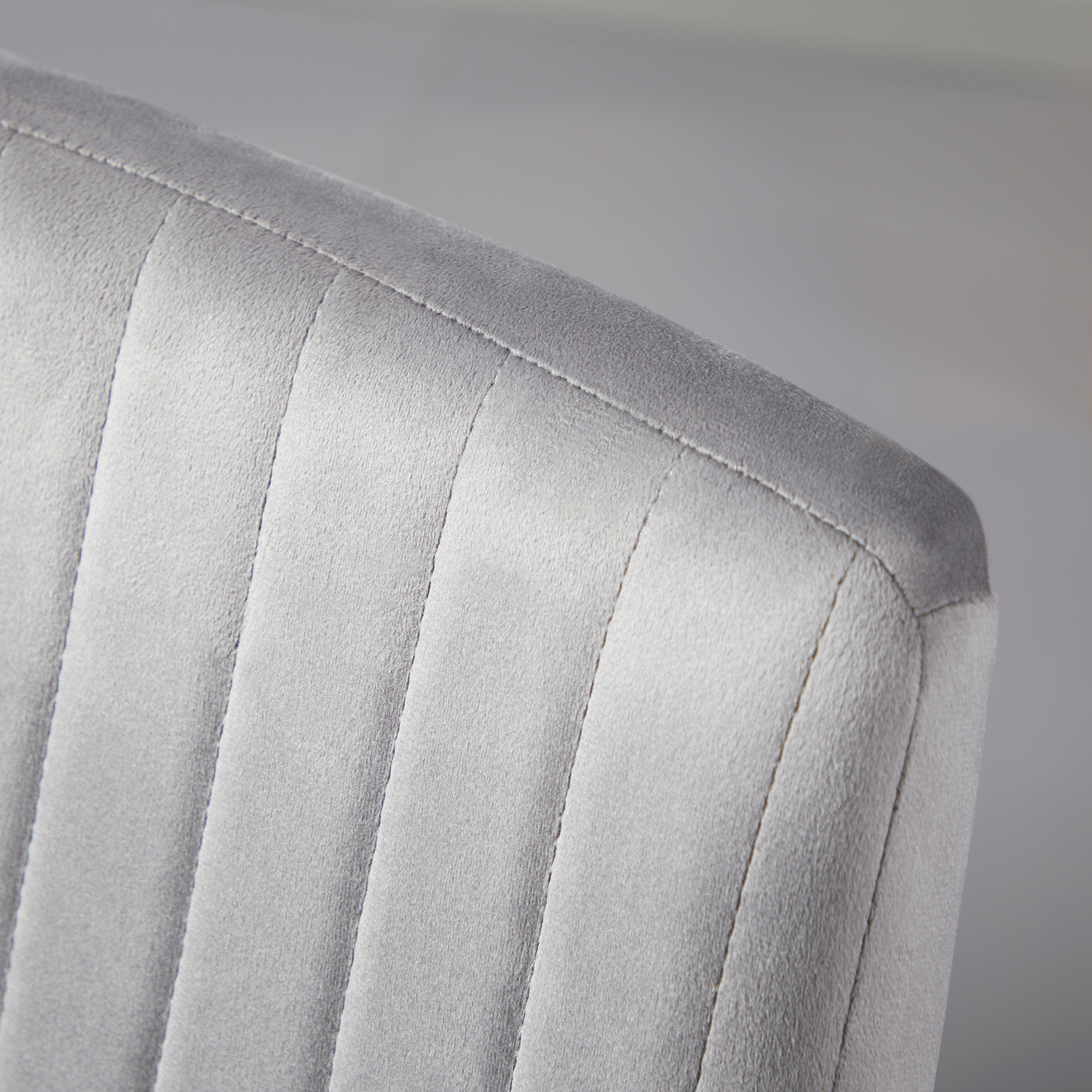  Scaune de Luat Masa Set de 2 Scaune de luat Masa, Scaune de Bucatarie Moderne din Tesatura de Catifea cu Spatar cu Canale si Picioare din Otel pentru Camera de Luat Masa, Camera de Zi, Gri [7]