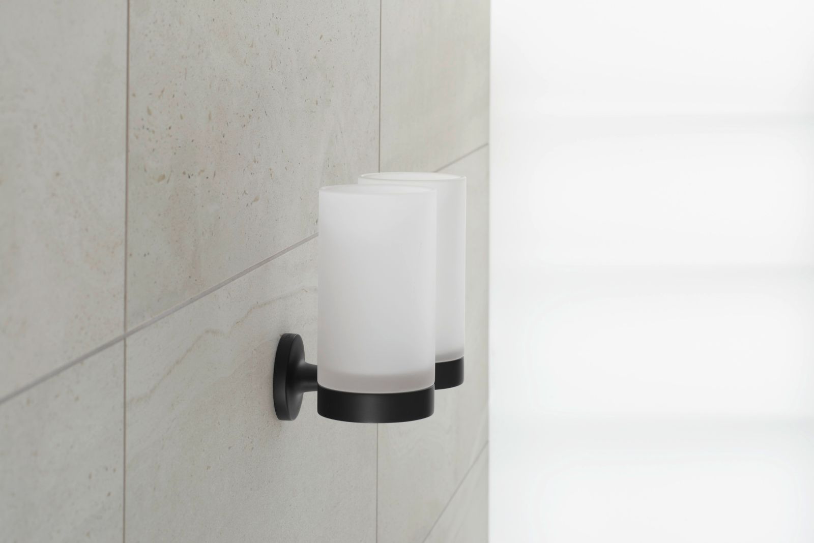 Pahar baie Duravit 0099484600, Starck T, tip instalare pe perete, calitate superioara pentru baia ta, negru [3]