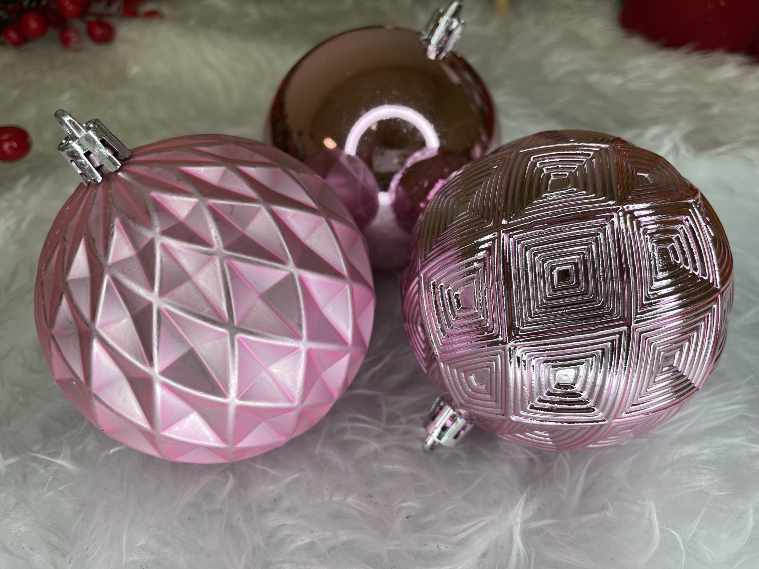 Set globuri de Craciun, 30 bucati, 6 modele, 8cm, roz [23]