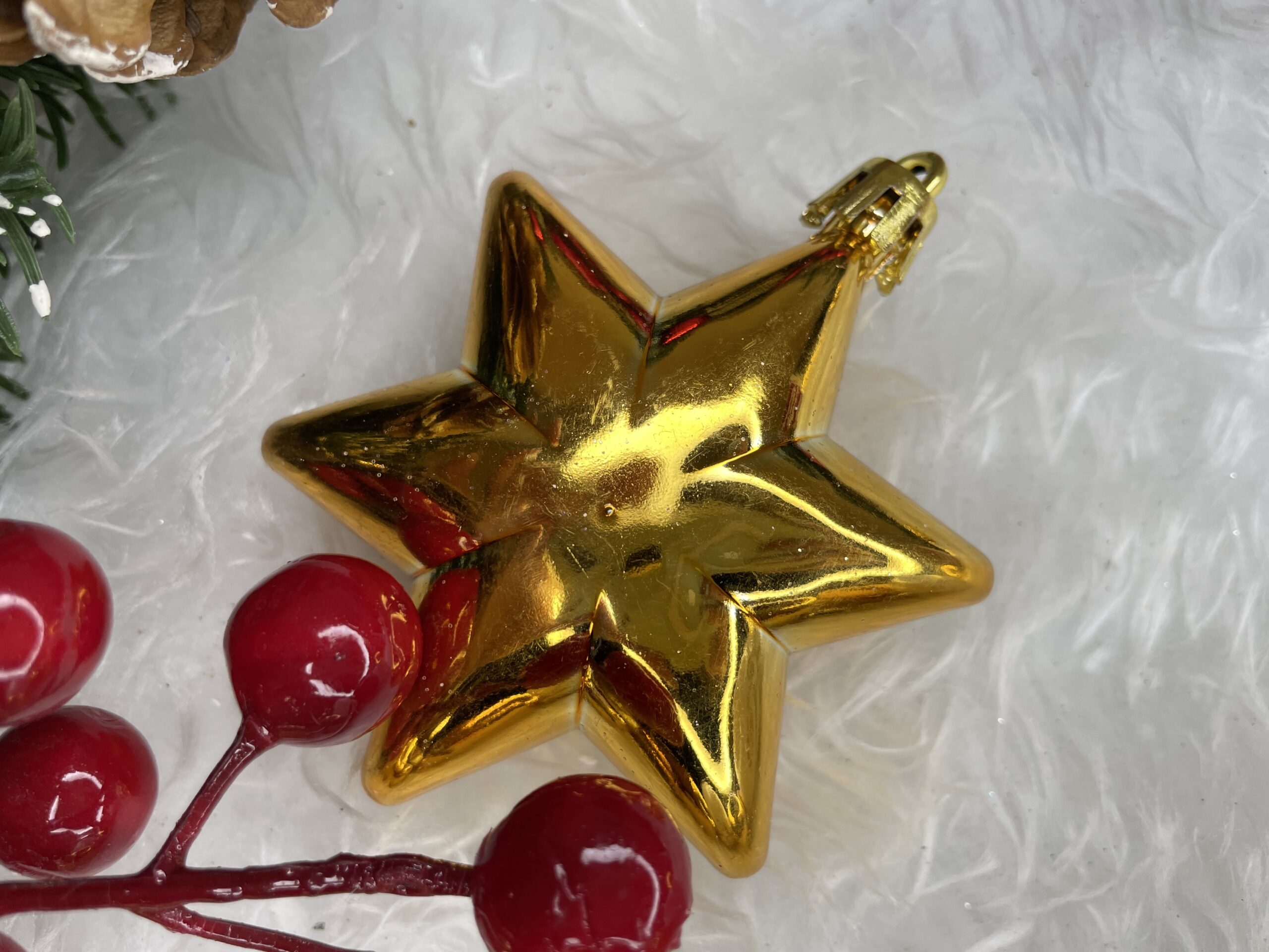 Set globuri si decoratiuni de Craciun, 155 piese, diverse dimensiuni, auriu [20]