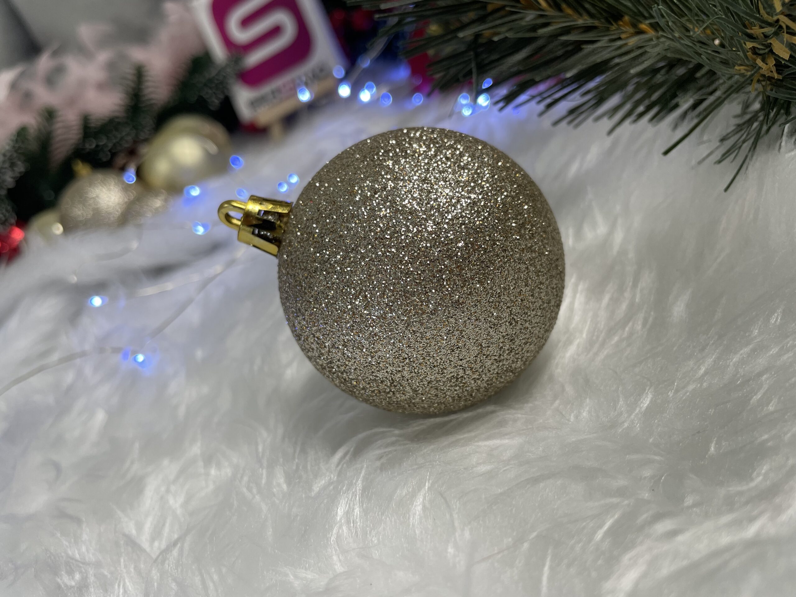 Set globuri de Craciun, 30 bucati, 3 modele, 4/5/6cm, auriu [14]