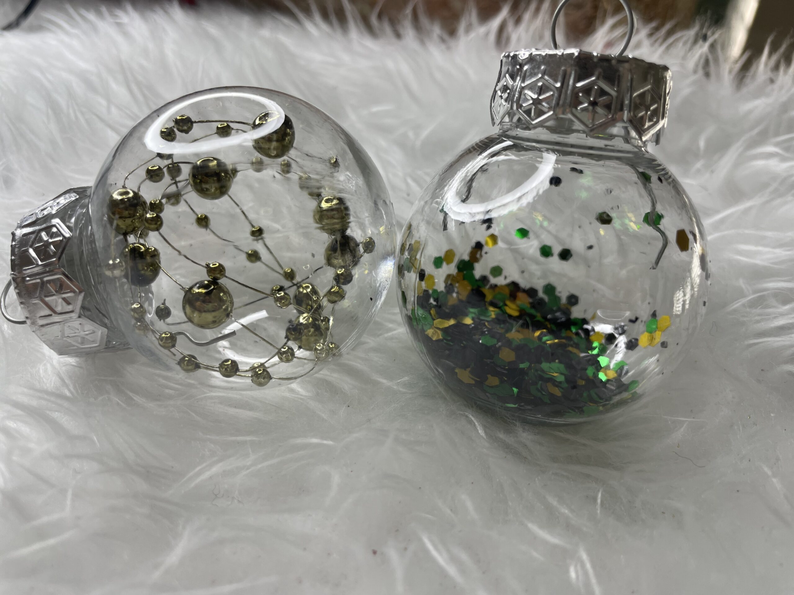 Set globuri de Craciun Inedit, 24 bucati, 5cm, transparente si verde [20]