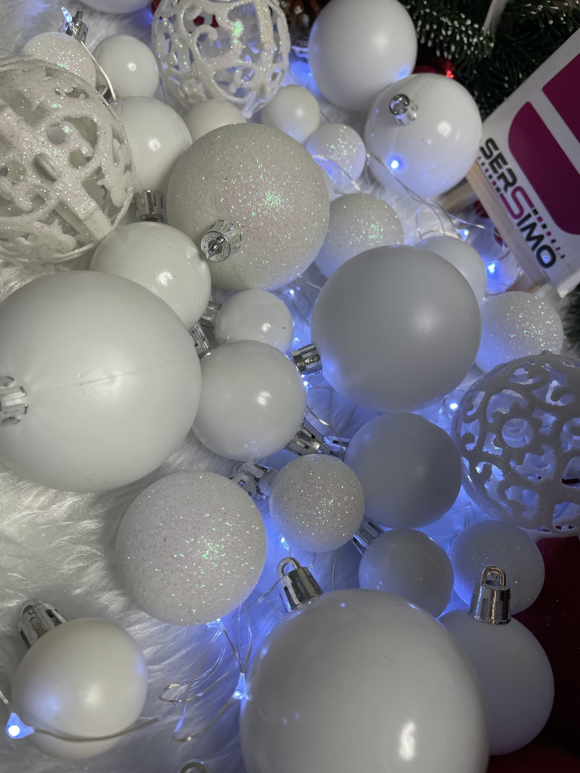 Set globuri si decoratiuni de Craciun, 100 piese, diverse dimensiuni cu stea, alb [12]