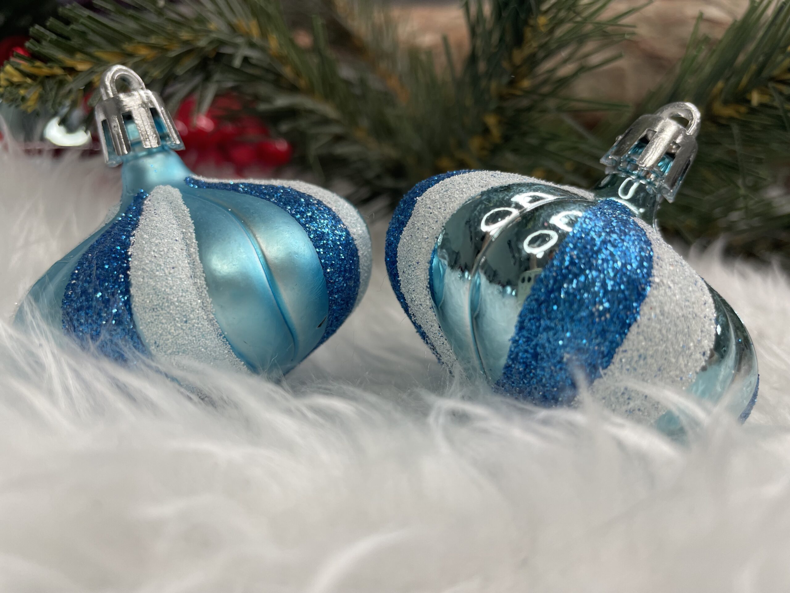 Set globuri si decoratiuni de Craciun, 77 piese, diverse dimensiuni, albastru [17]