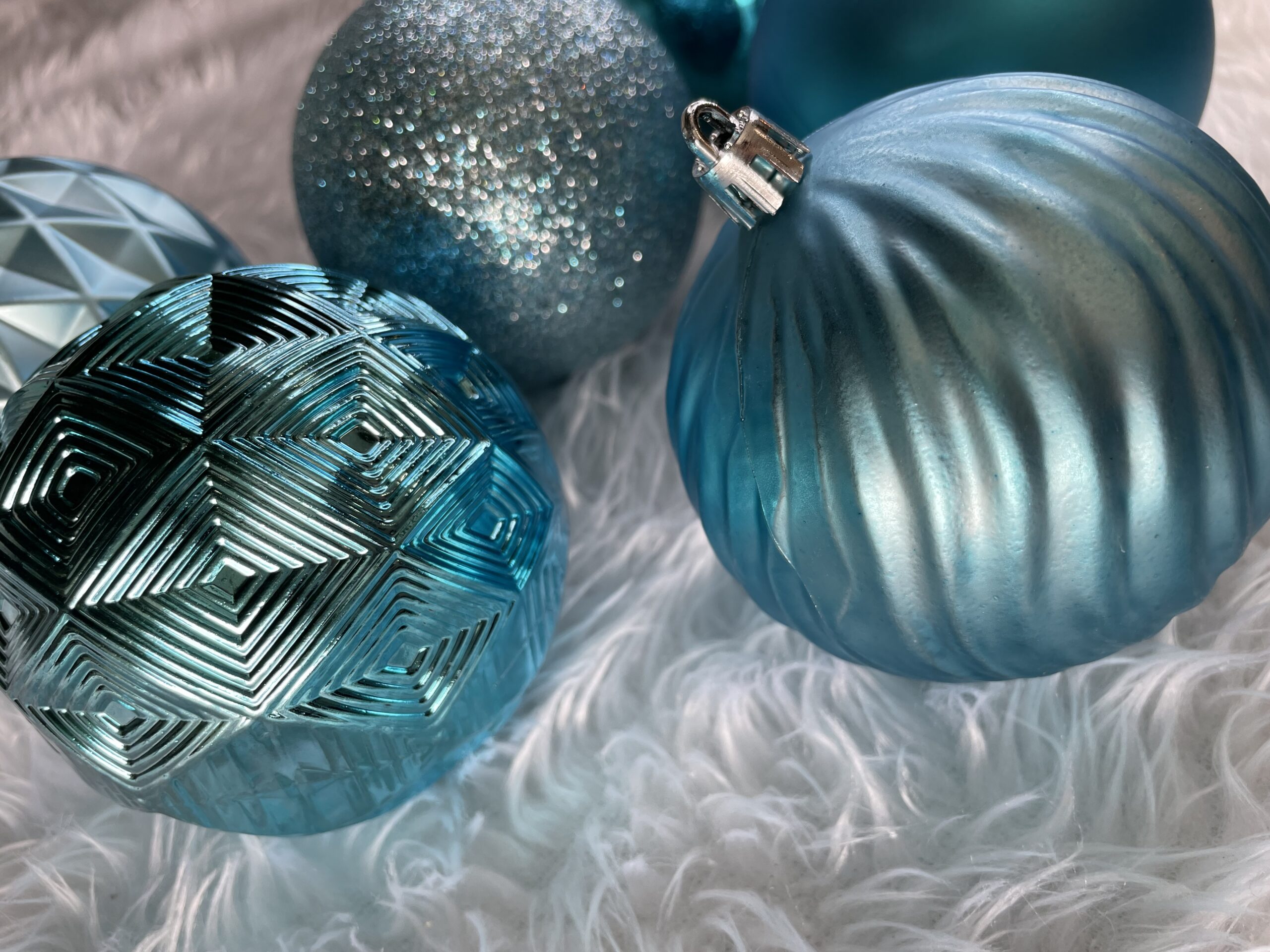 Set globuri de Craciun, 30 bucati, 6 modele, 8cm, albastru [31]