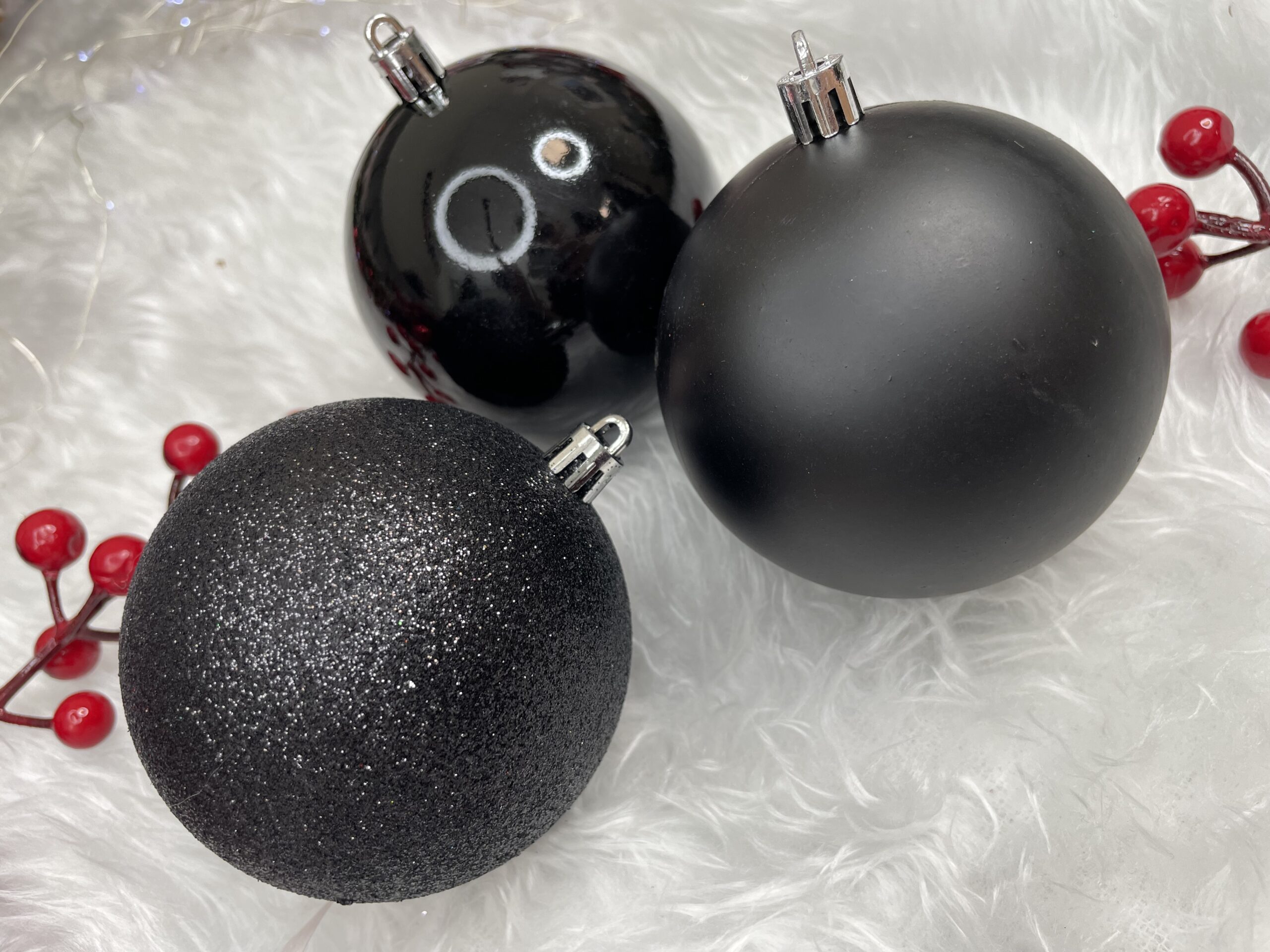 Set globuri de Craciun, 30 bucati, 8cm, 6 modele, negru [27]