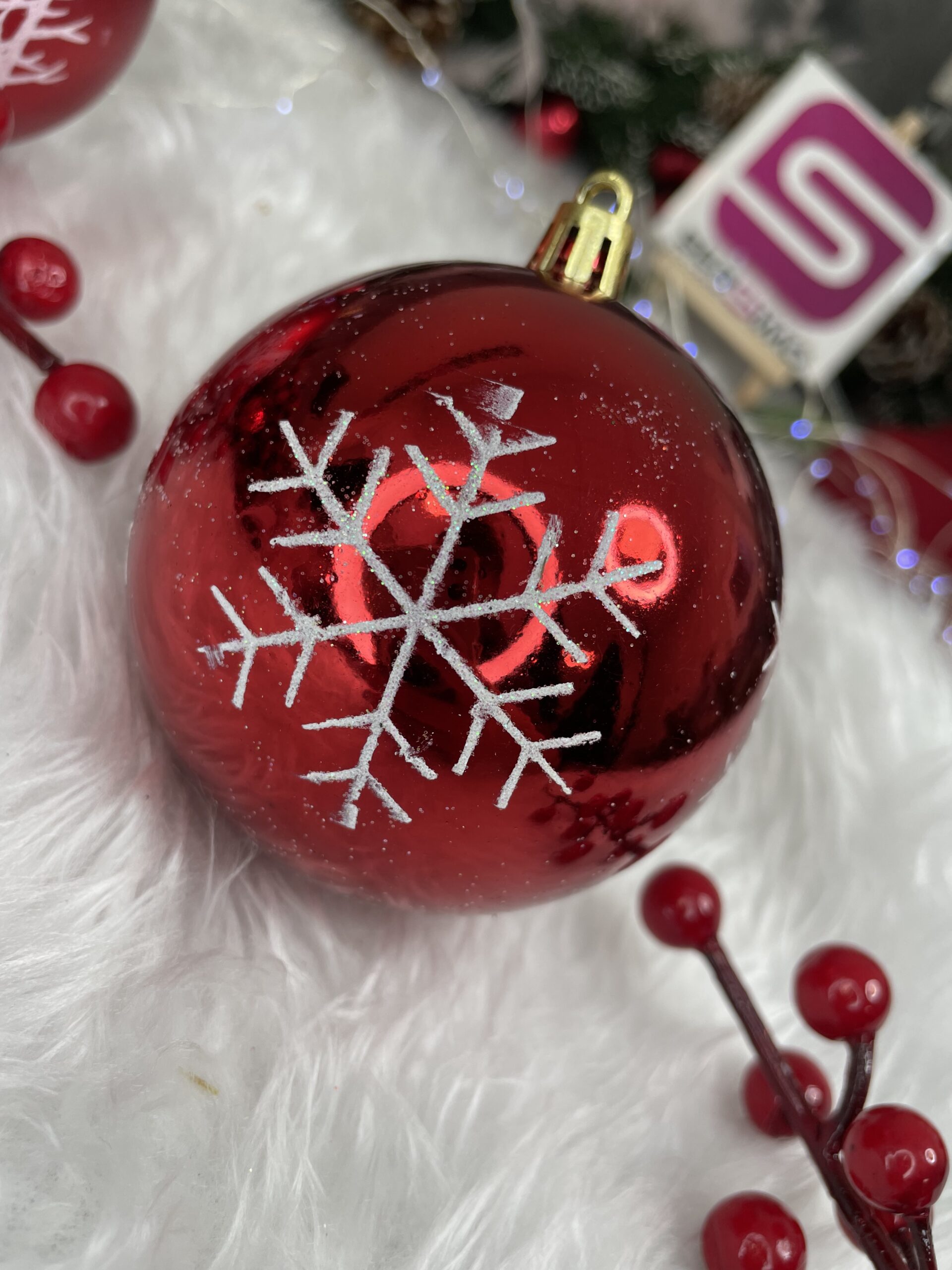 Set globuri de Craciun, 16 bucati, 8cm, 8 modele, rosu alb [14]