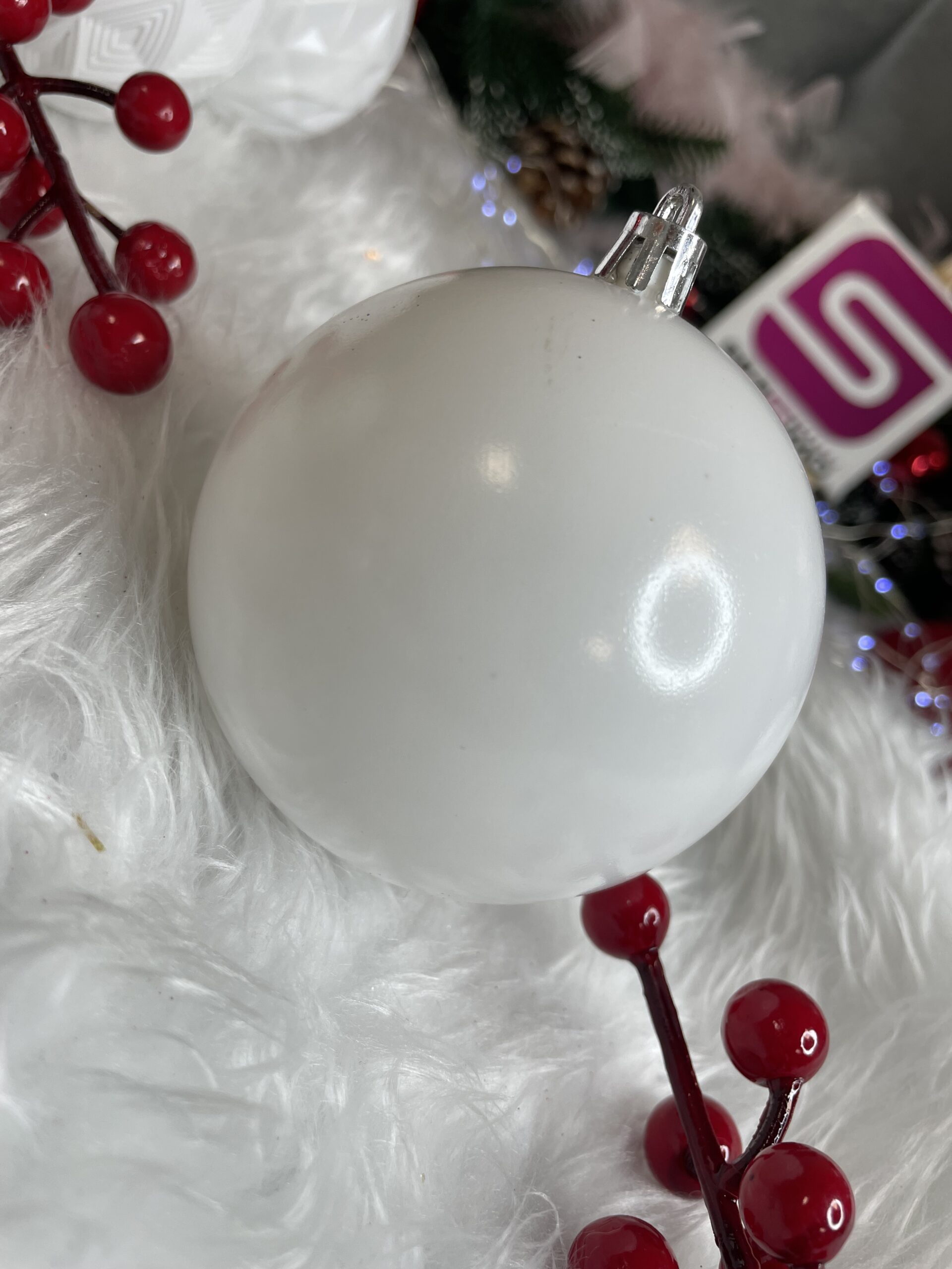 Set globuri de Craciun, 30 bucati, 8cm, 6 modele, alb [14]