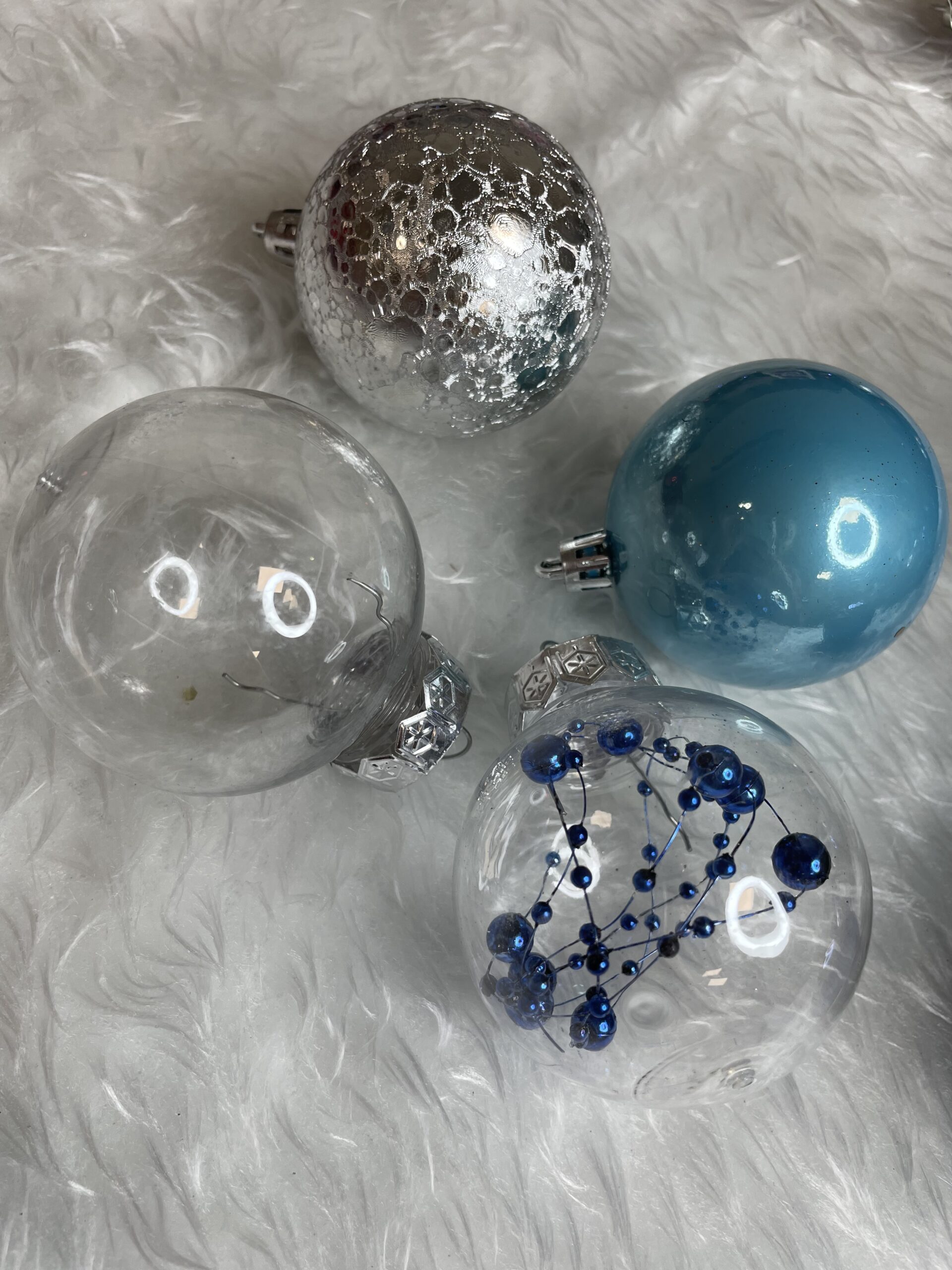 Set globuri de Craciun Inedit, 30 bucati, 6cm, transparente si albastru [25]