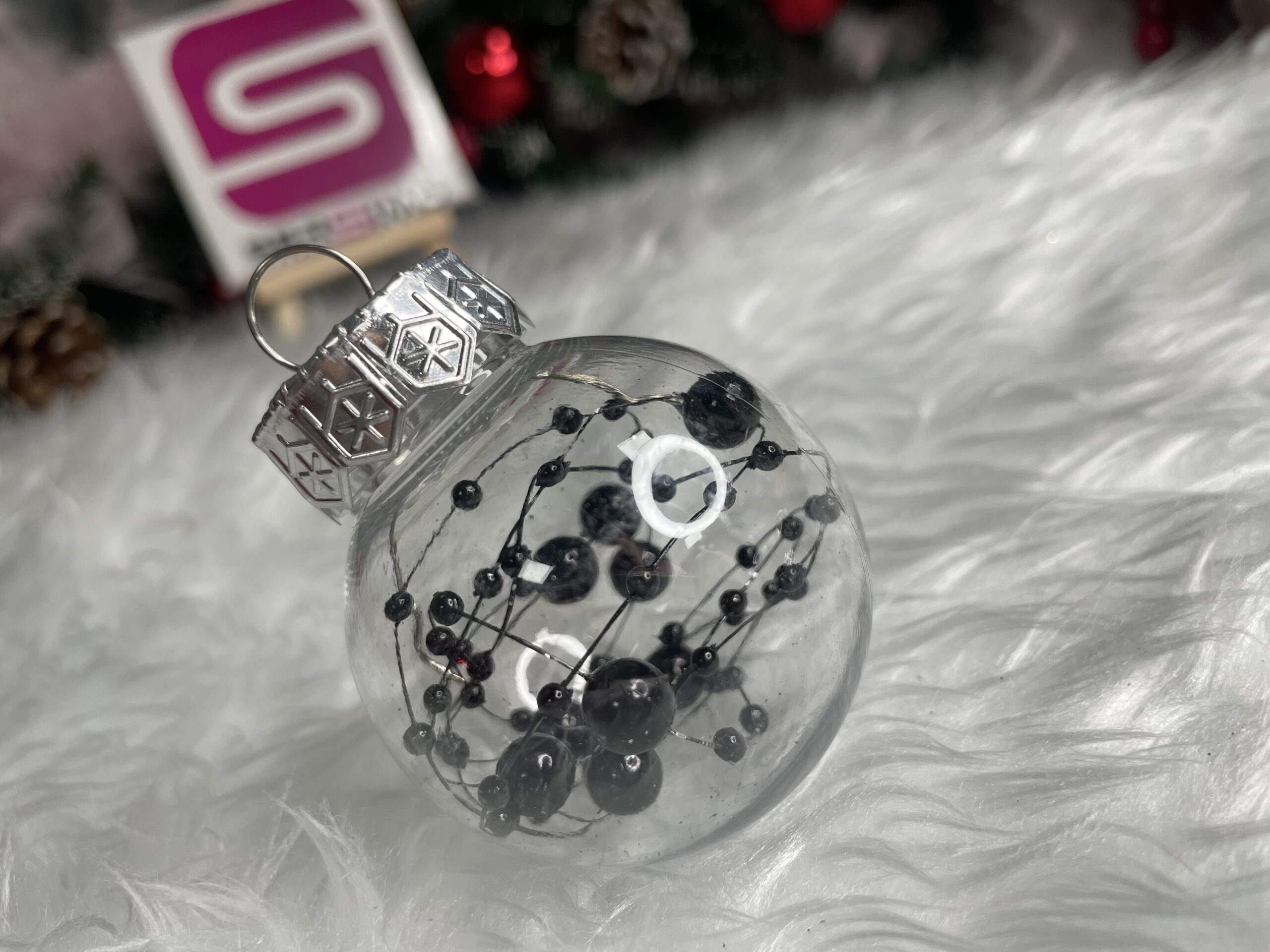 Set globuri de Craciun Inedit, 24 bucati, 5cm, transparente cu interior negru [12]