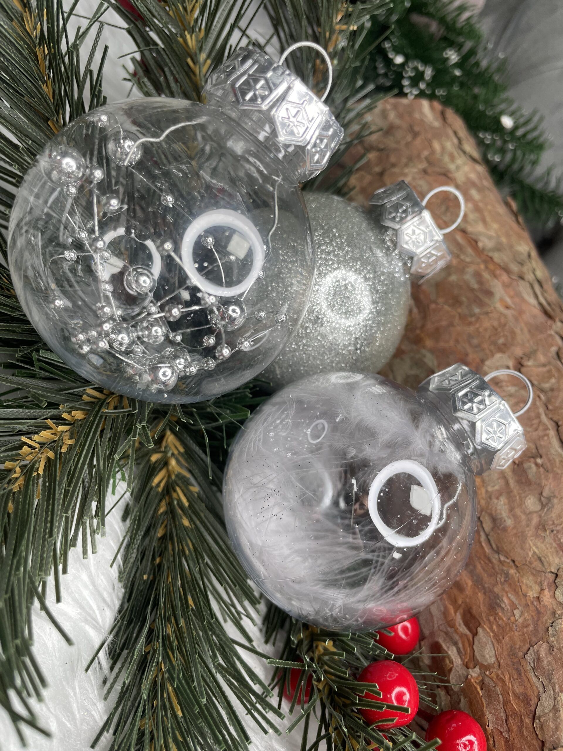 Set globuri de Craciun Inedit, 30 bucati, 6cm, transparente si argintiu [17]
