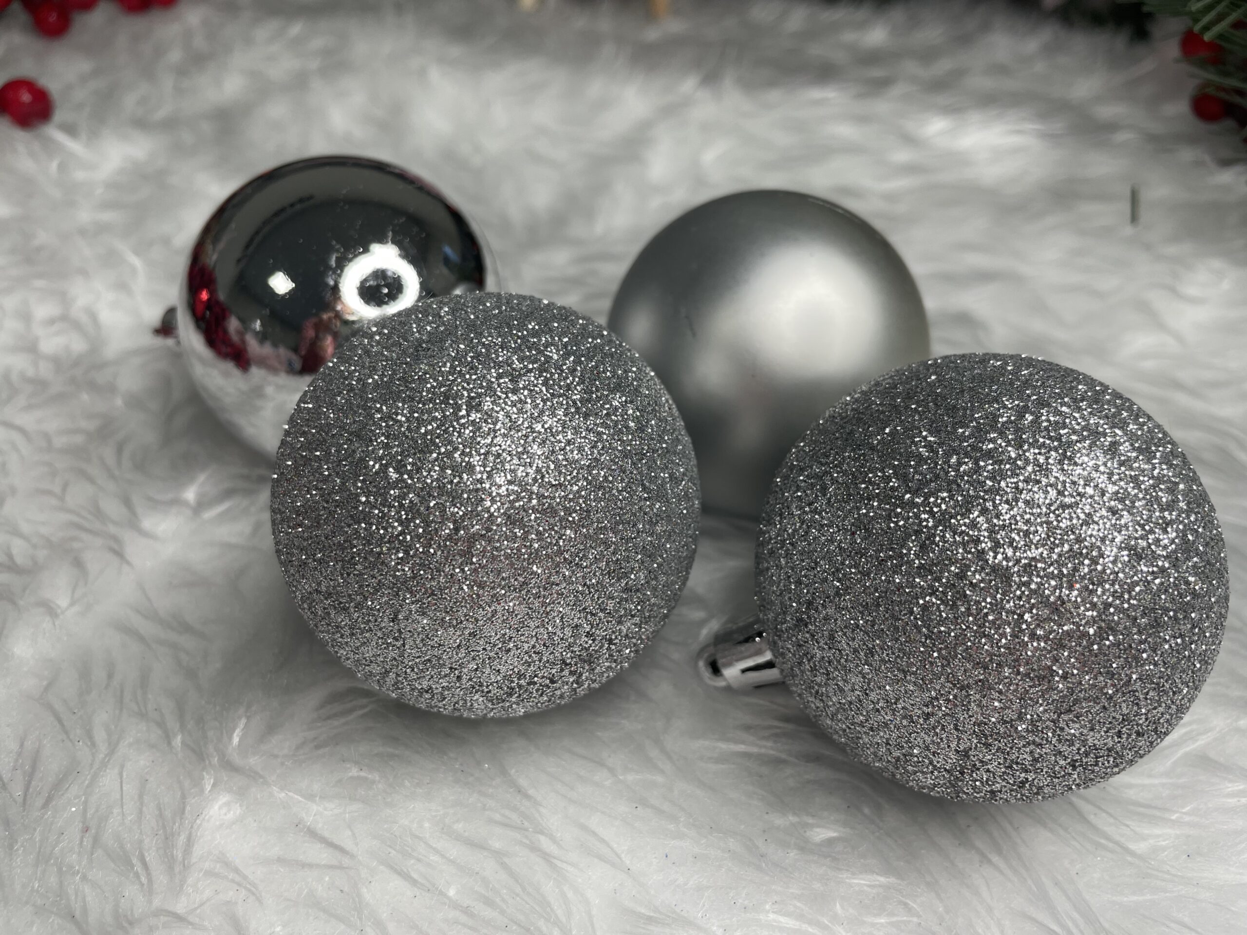 Set globuri de Craciun, 30 bucati, 3 modele, 6cm, argintiu [17]