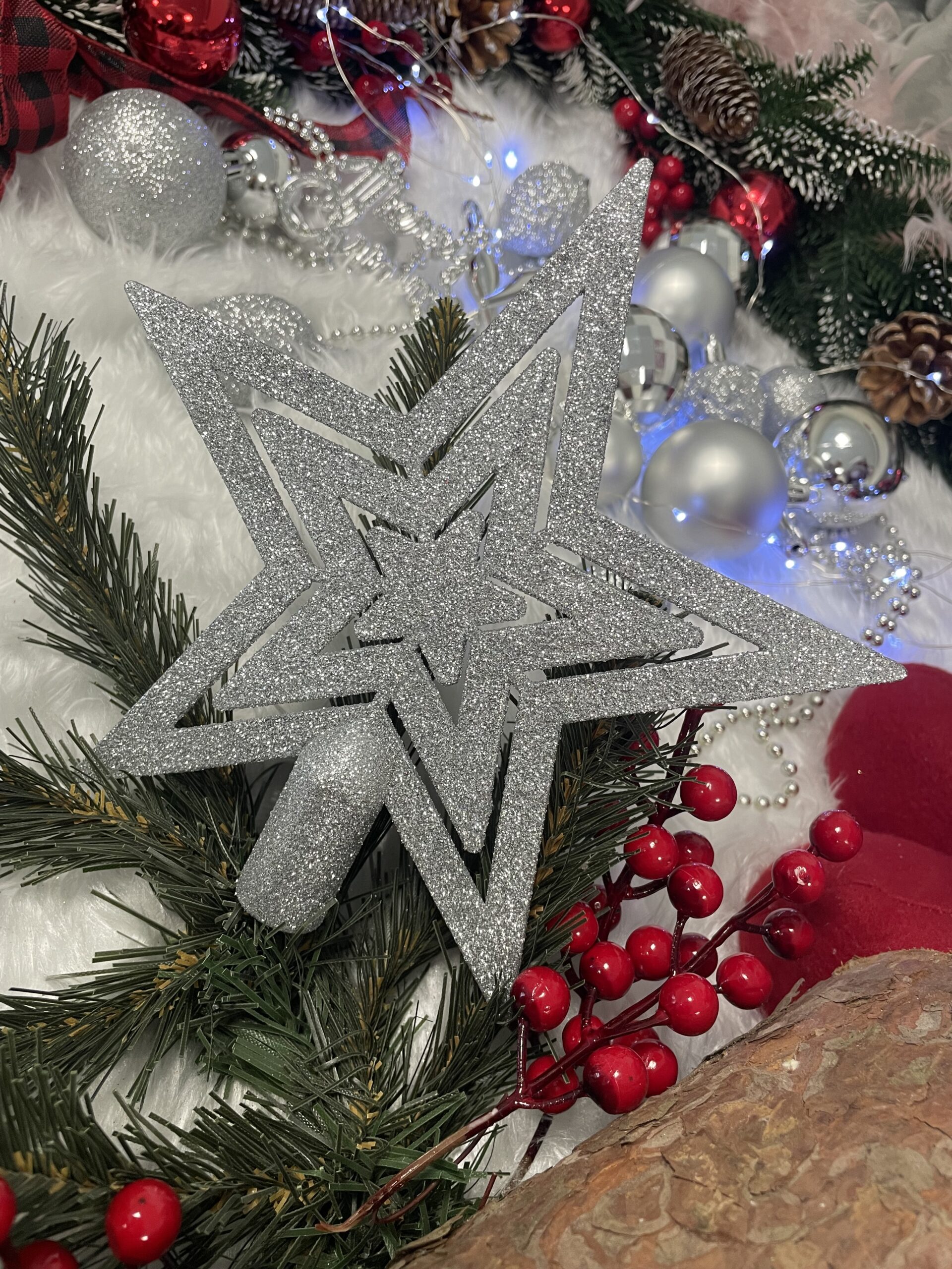 Set globuri si decoratiuni de Craciun, 51 piese, diverse dimensiuni, argintiu [12]