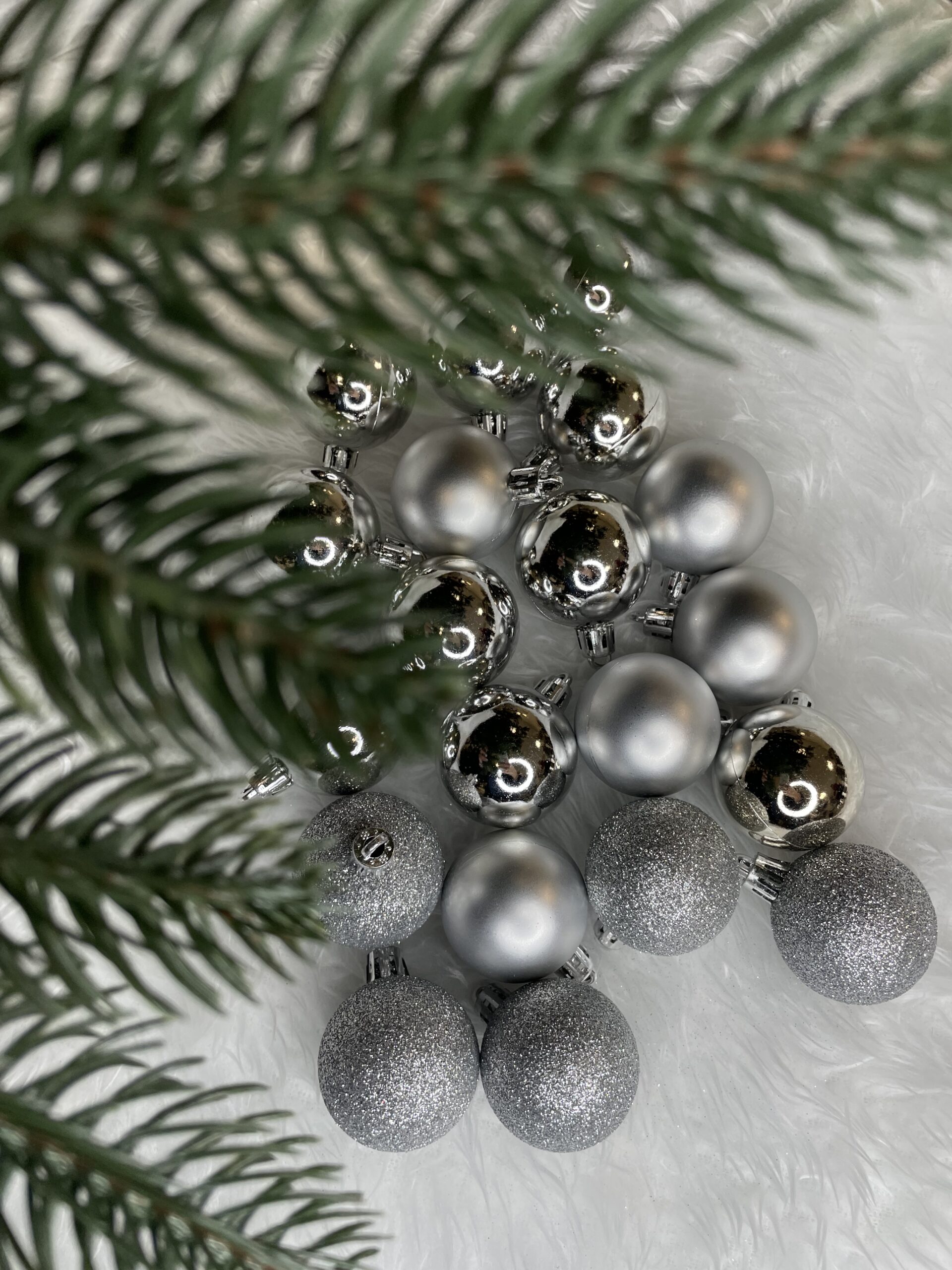 Set globuri de Craciun, 20 bucati, 3 modele, 4cm, argintiu [12]