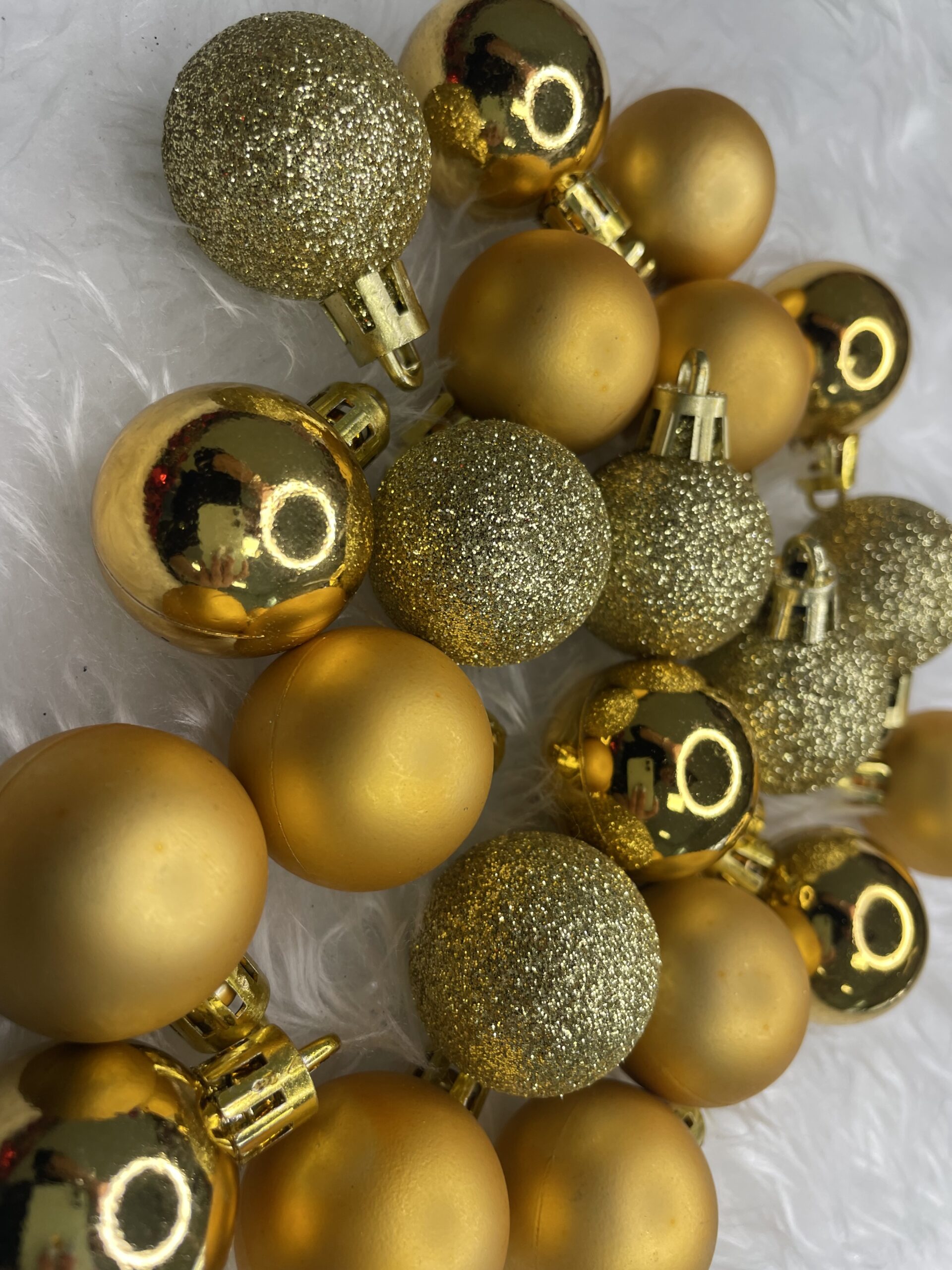 Set globuri de Craciun, 30 bucati, 3 modele, 3cm, auriu [13]
