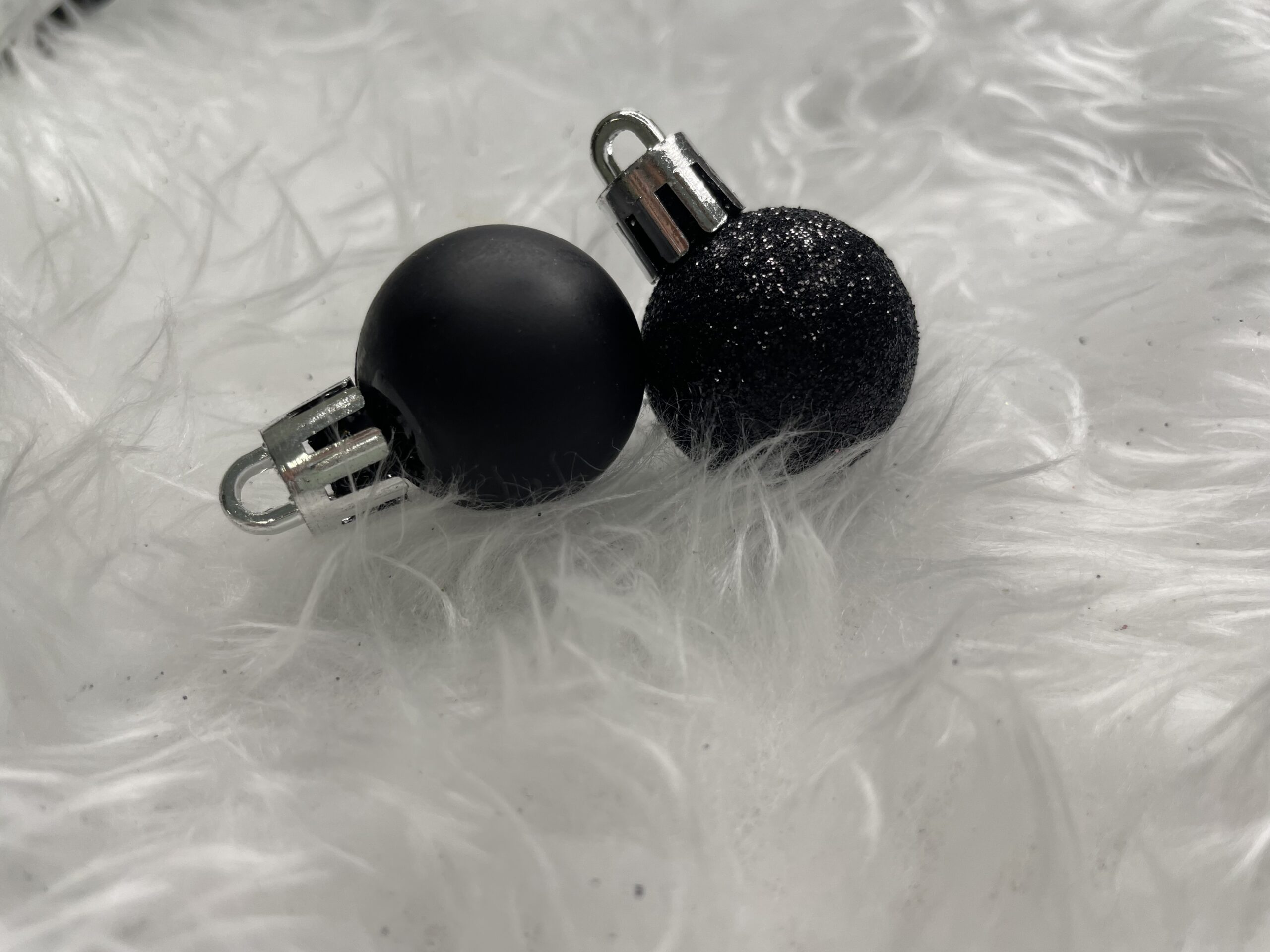 Set globuri de Craciun, 25 bucati, 3 modele, 2,5cm si 4cm, negru [19]