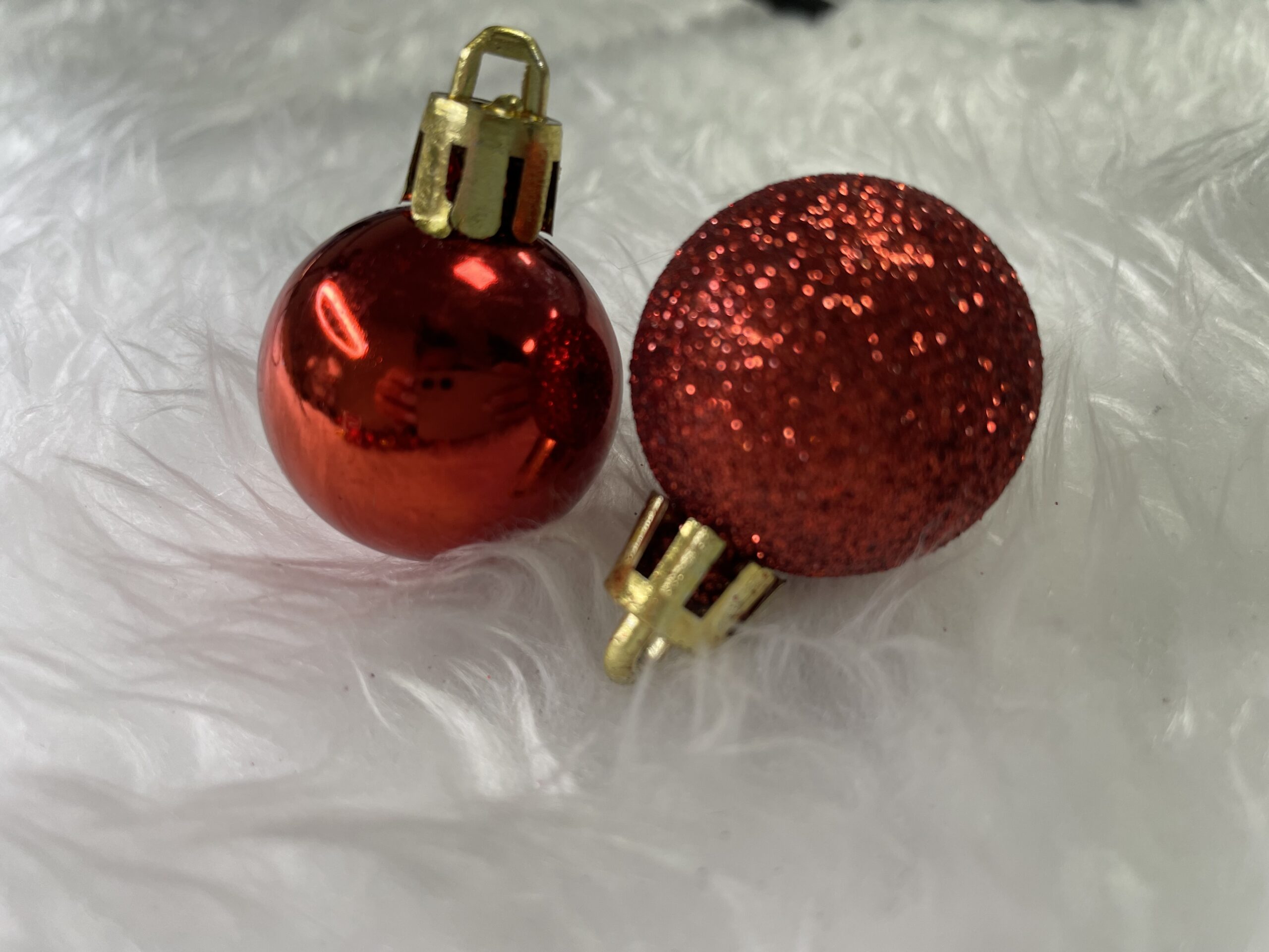 Set globuri de Craciun, 30 bucati, 3 modele, 3cm, rosu [12]