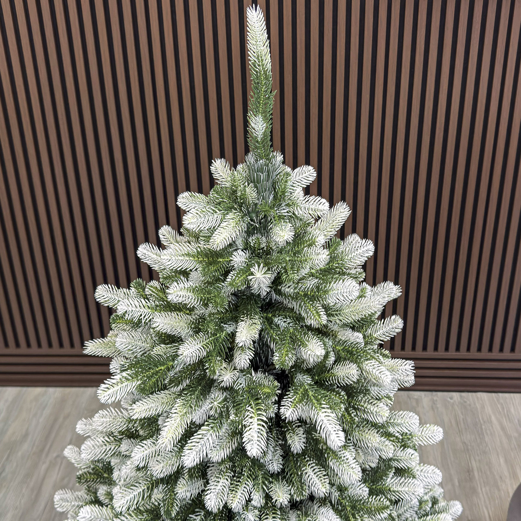 Brad artificial Christmas Deluxe by Sersimo, Polar Winter Select, integral 3D, 180 cm [8]