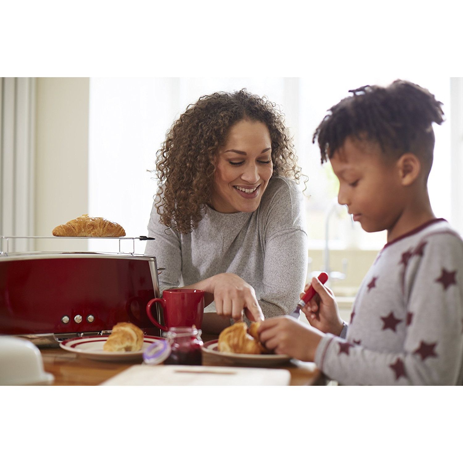 Prajitor de paine cu fanta lunga Russell Hobbs Luna, prajire rapida 55%, gratar chifle, tava firimituri detasabila, rosu [2]