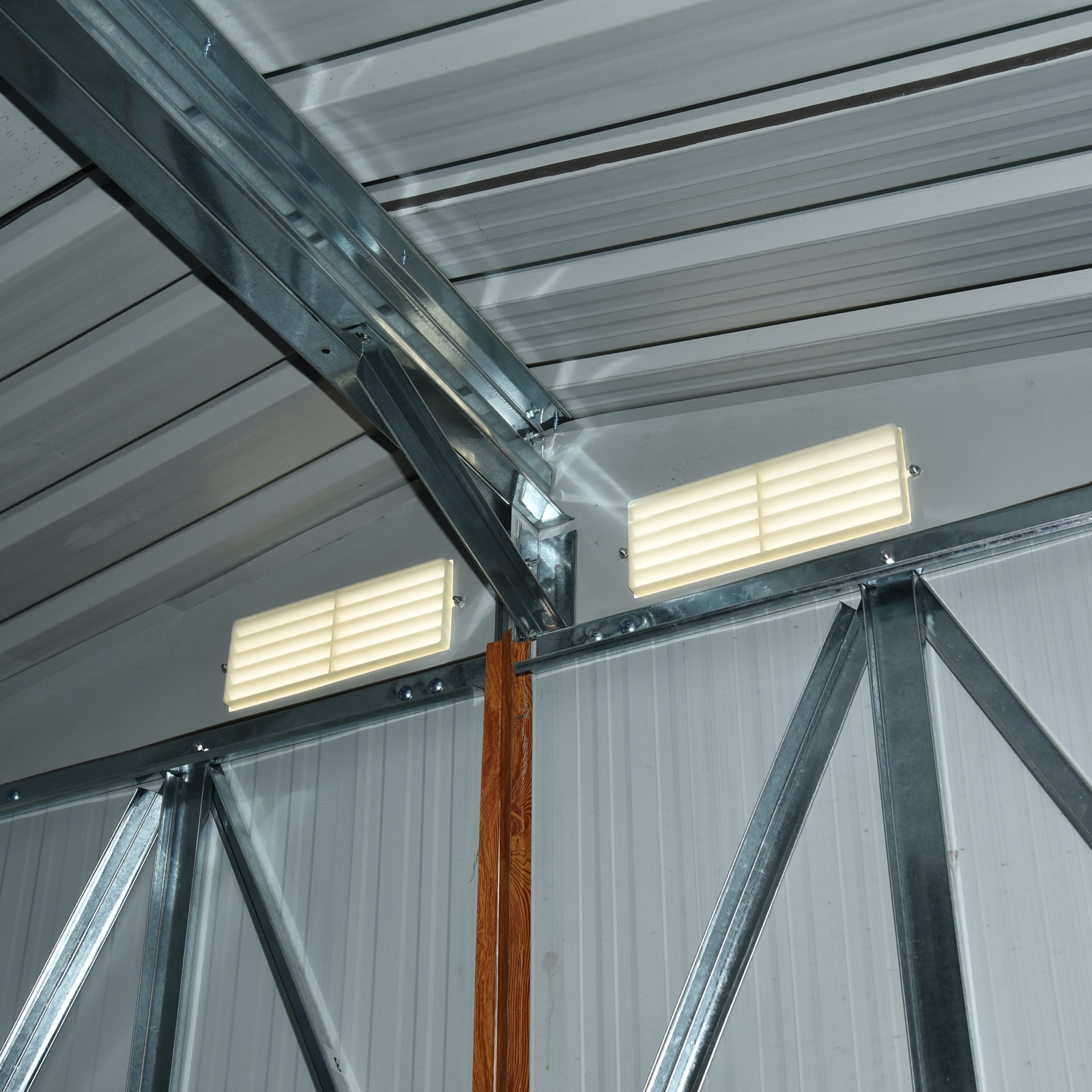 Magazie de gradina robuste din otel cu usi glisante, efect lemn, 197,5 x 160 x 178-201 cm - depozitare unelte & scule [6]