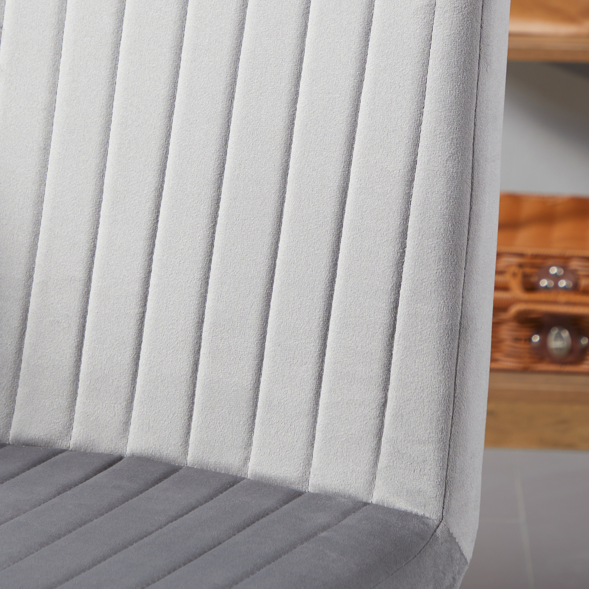  Scaune de Luat Masa Set de 2 Scaune de luat Masa, Scaune de Bucatarie Moderne din Tesatura de Catifea cu Spatar cu Canale si Picioare din Otel pentru Camera de Luat Masa, Camera de Zi, Gri [8]