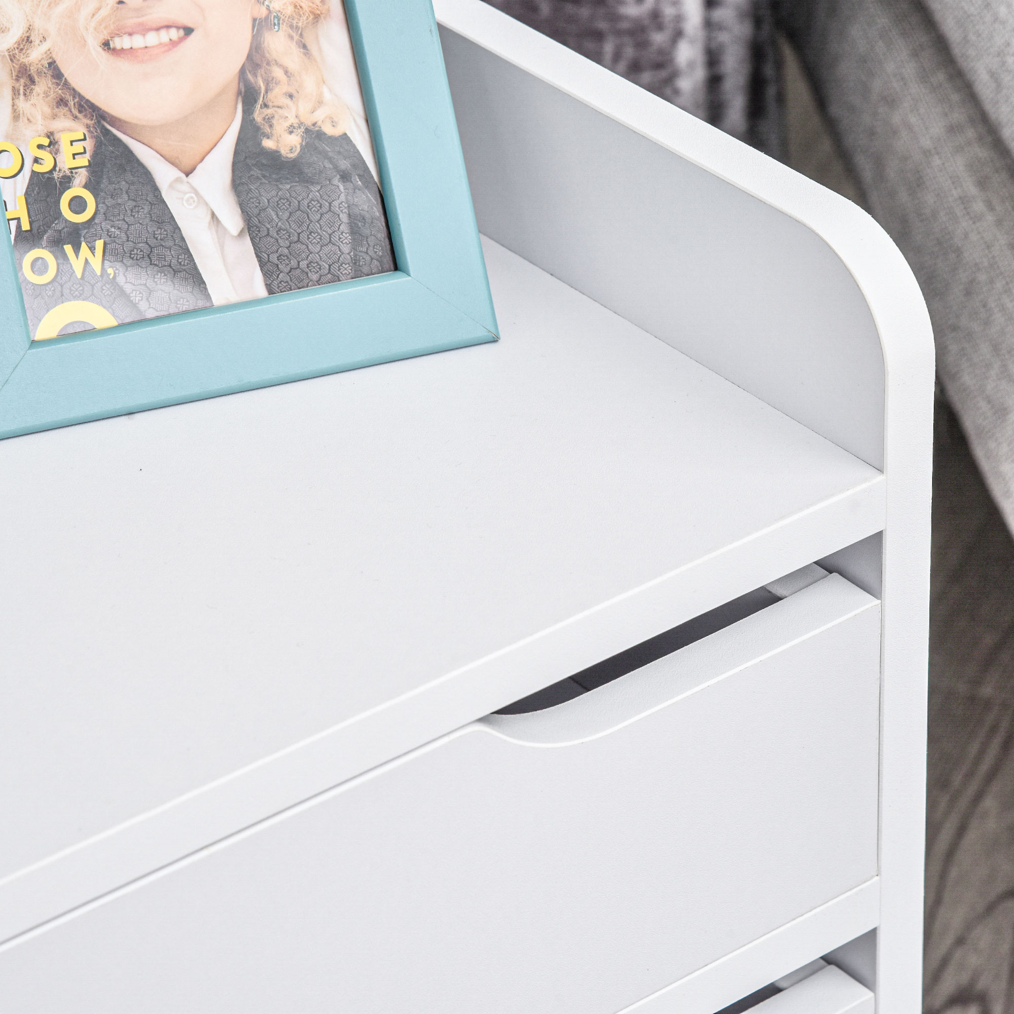  Noptiera cu 2 sertare picioare din pin mobila pentru casa alba [7]