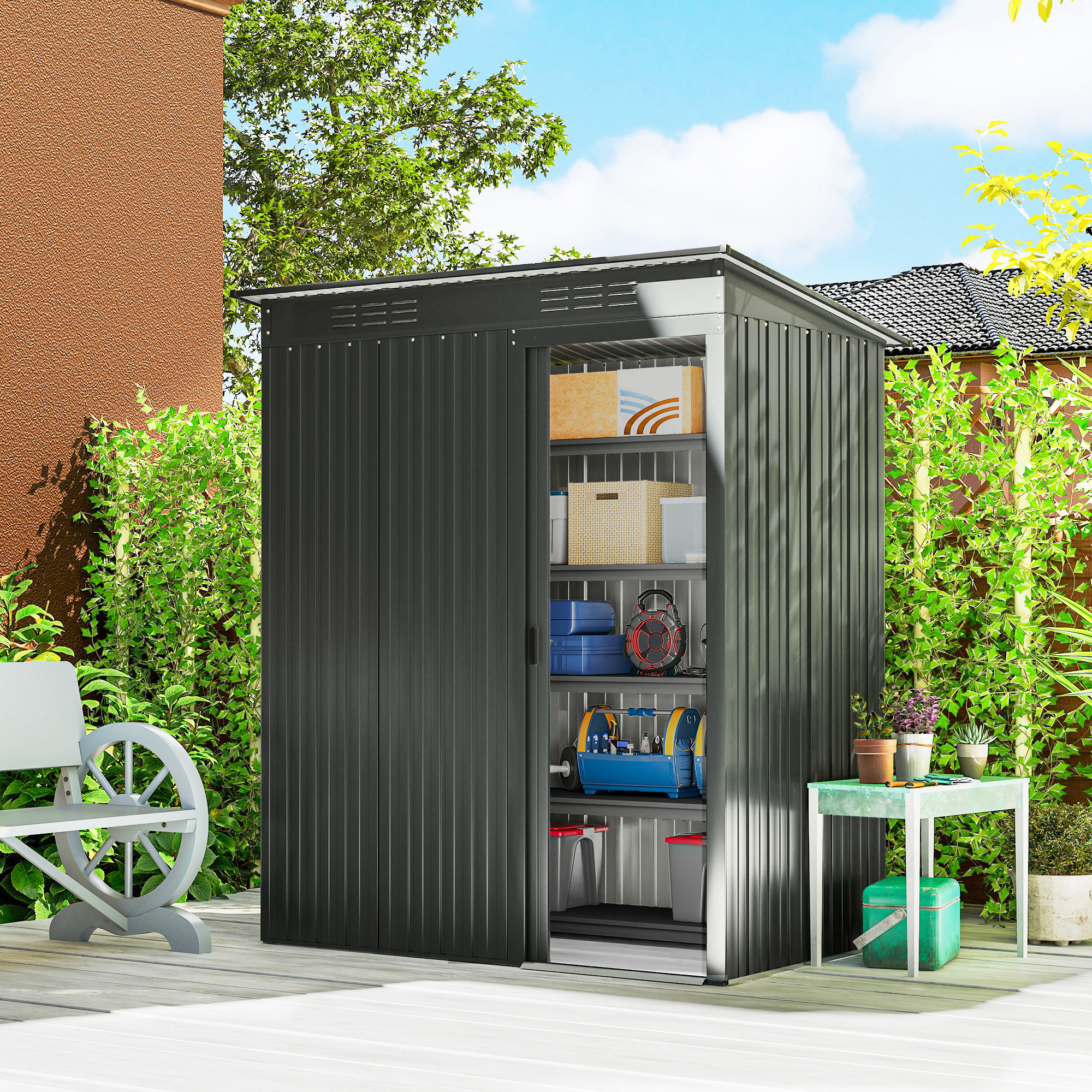 Magazie de Gradina 1.37m² din Metal, Montaj Simplu, Magazie pentru Unelte de Gradina cu Fante de Aerisire, Usa Culisanta, Acoperis inclinat si Manusi, 159x106x181 cm, Gri inchis [1]