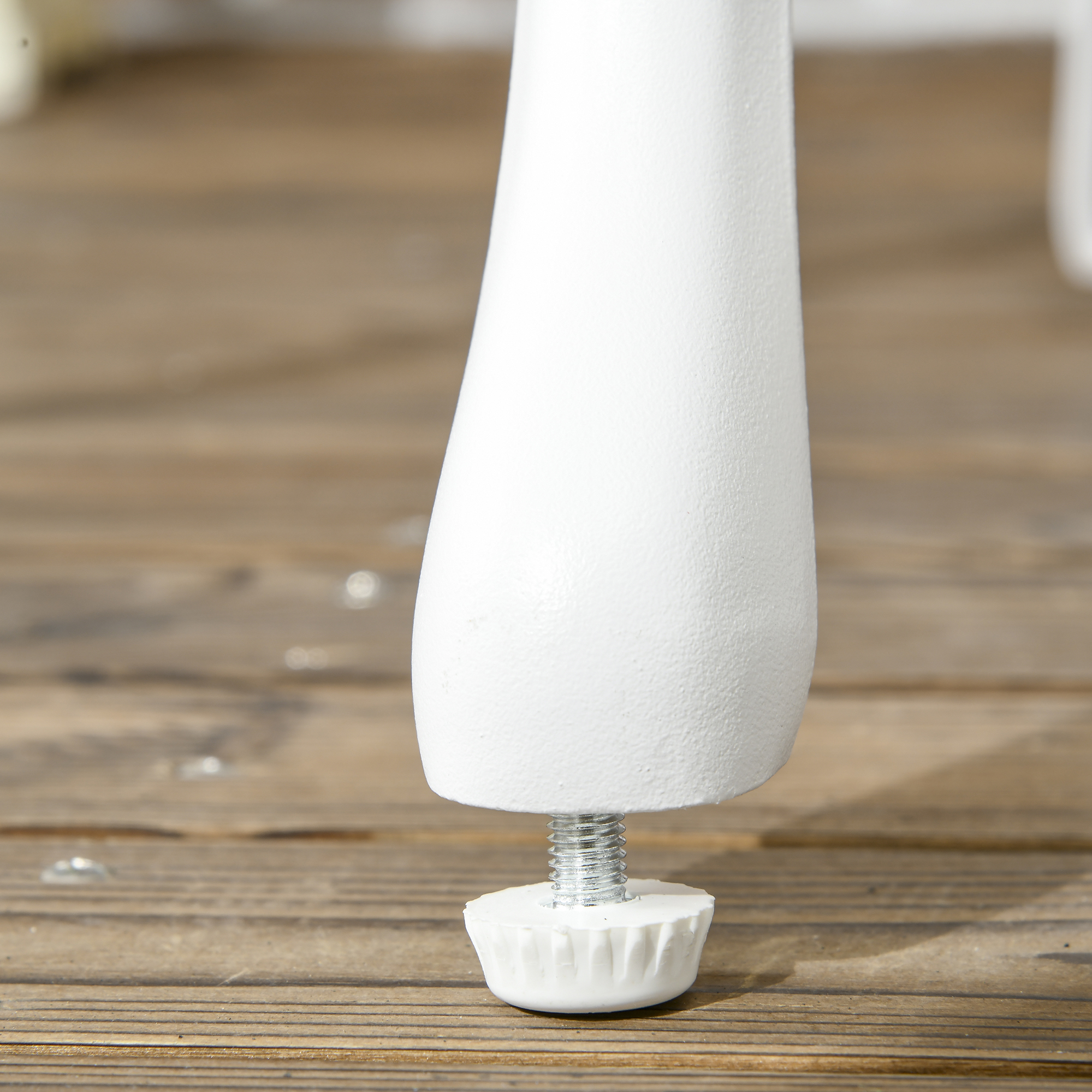  Set pentru gradina 3 bucati din aluminiu alb cu design floral, 2 scaune pentru exterior 45x42x85.5 cm si masa rotunda Ø61x66.5 cm [8]