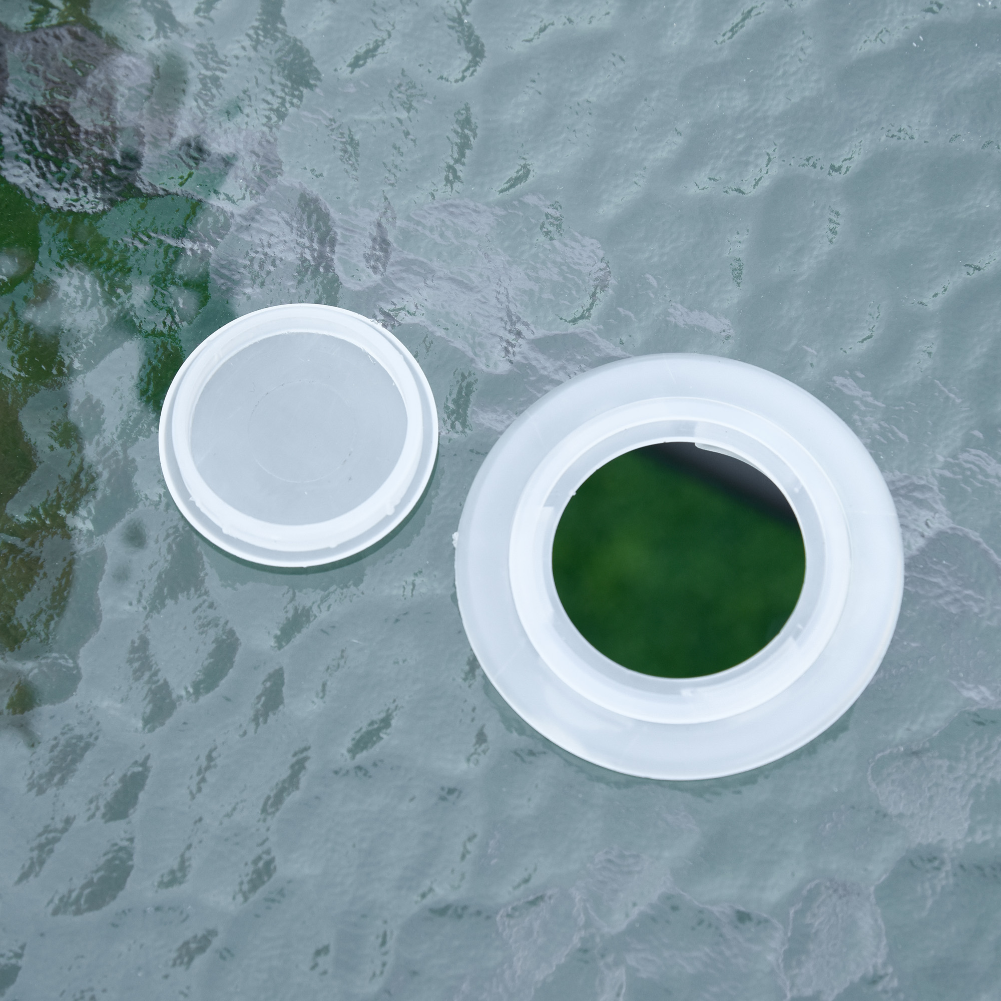  Masa pentru Gradina din Metal si Sticla cu Orificiu pentru Umbrela120x80x70cm [7]