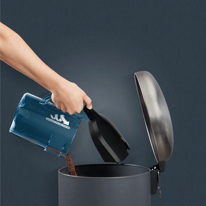 Aspirator fara sac Rowenta Compact Power RO3731, 750 W, 1.5 l, filtru de inalta eficienta, raza de operare 8.8 m, Negru/Albastru [4]